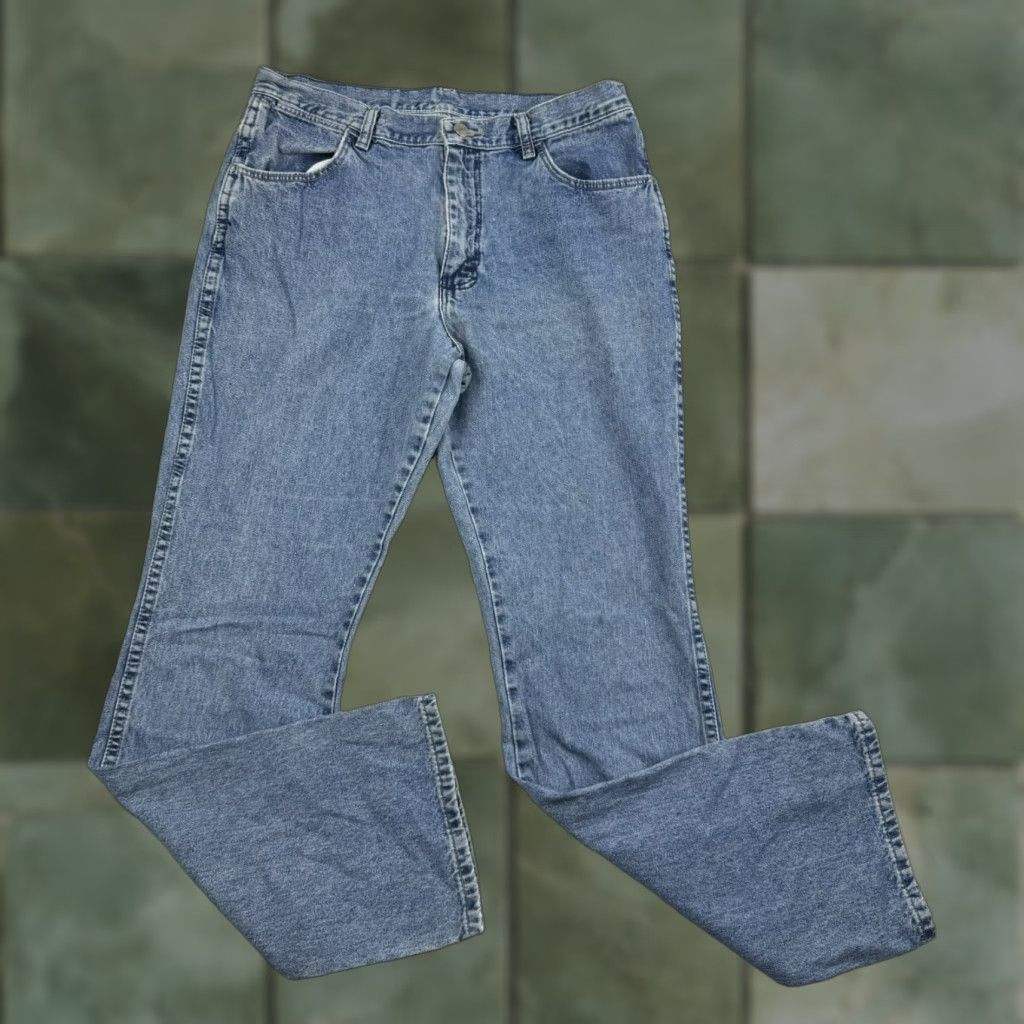 Wrangler VINTAGE Wrangler Bootcut Jeans Womens 11 Blue Grunge Y2K 90s American Cowgirl Size 32" / US 10 / IT 46 - 1 Thumbnail