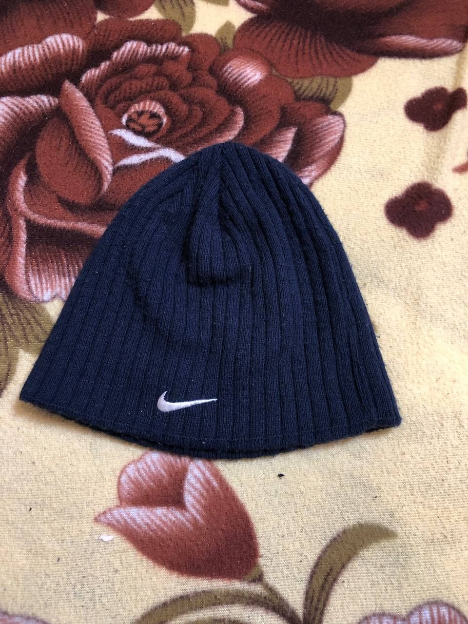 Nike Nike Beanie Navy Ribbed Knit Embroidered logo Size ONE SIZE - 1 Thumbnail