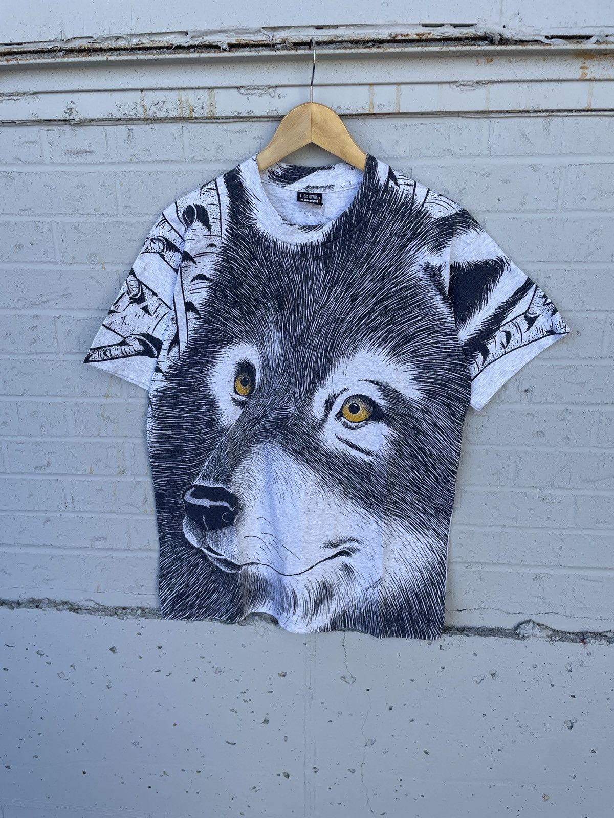 Other 1991 Wolf All Over Print Tshirt Size US L / EU 52-54 / 3 - 1 Thumbnail