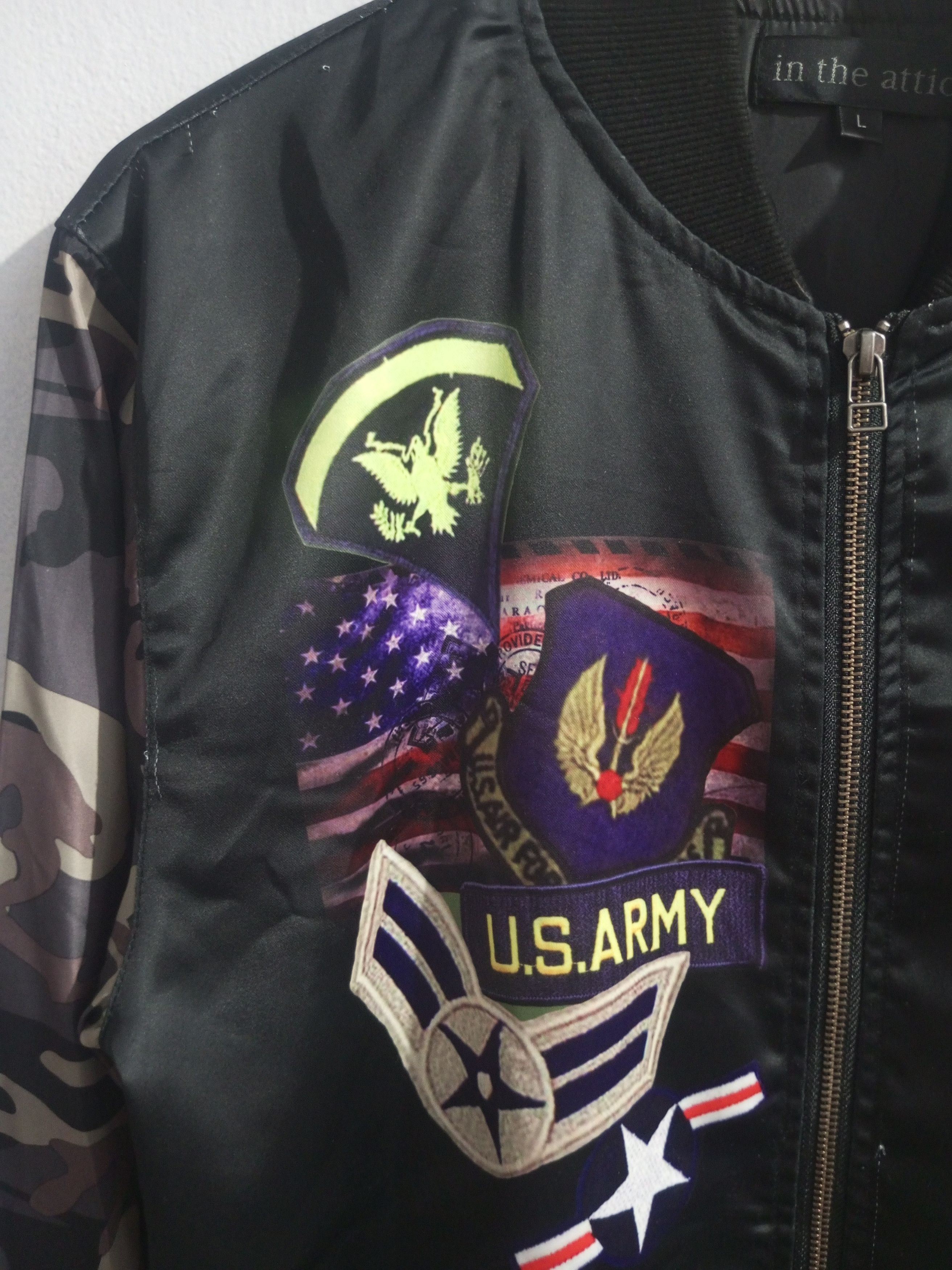 20471120 In the attic military camo bombers jacket Size US L / EU 52-54 / 3 - 6 Thumbnail