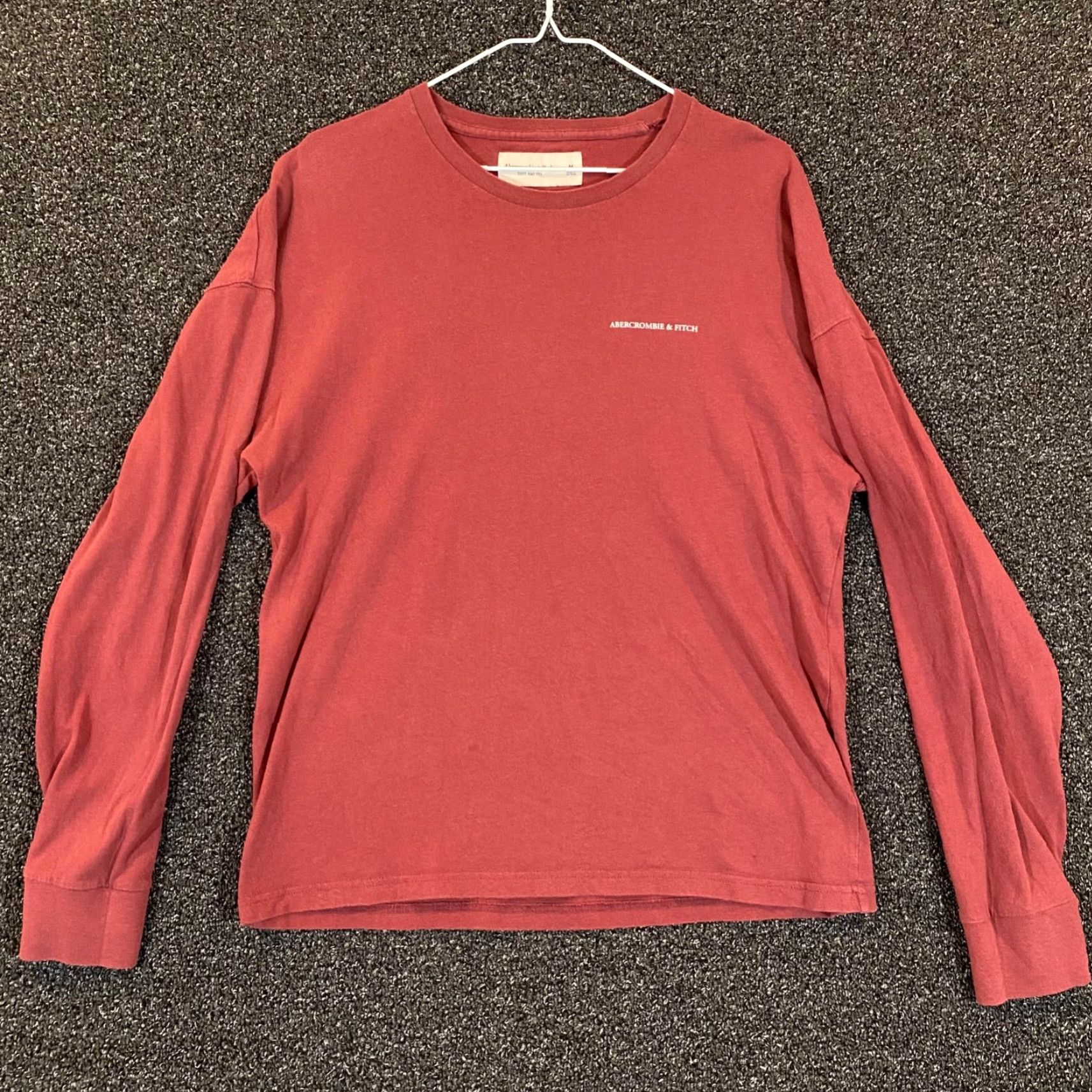 Abercrombie & Fitch Abercrombie & Fitch Shirt Mens Medium Red Long Sleeve Big Spell Out Outdoor Soft Size US XXL / EU 58 / 5 - 2 Thumbnail