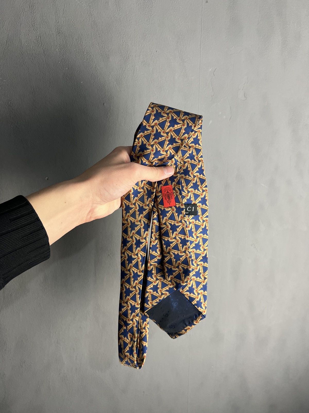 Gucci Gucci Tie Vintage Luxury Logo Silk monogram overprint Size ONE SIZE - 2 Thumbnail