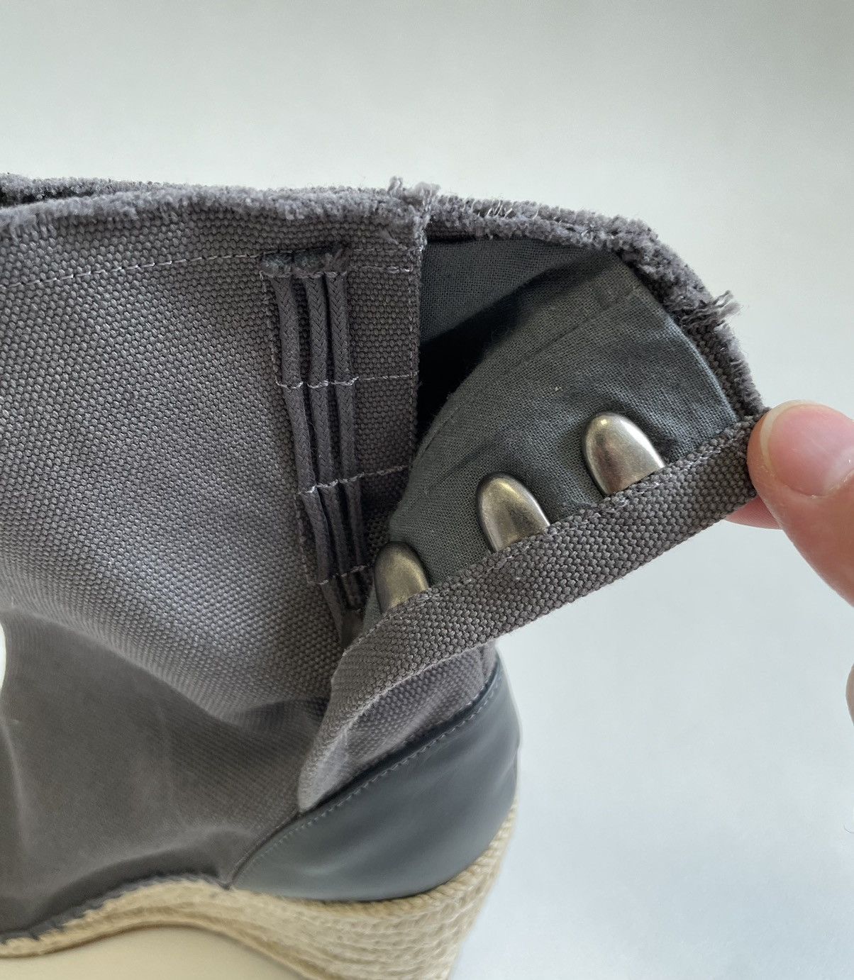 Maison Margiela Gray Canvas ‘Espadrille’ Tabi Boots Size US 7 / IT 37 - 15 Thumbnail