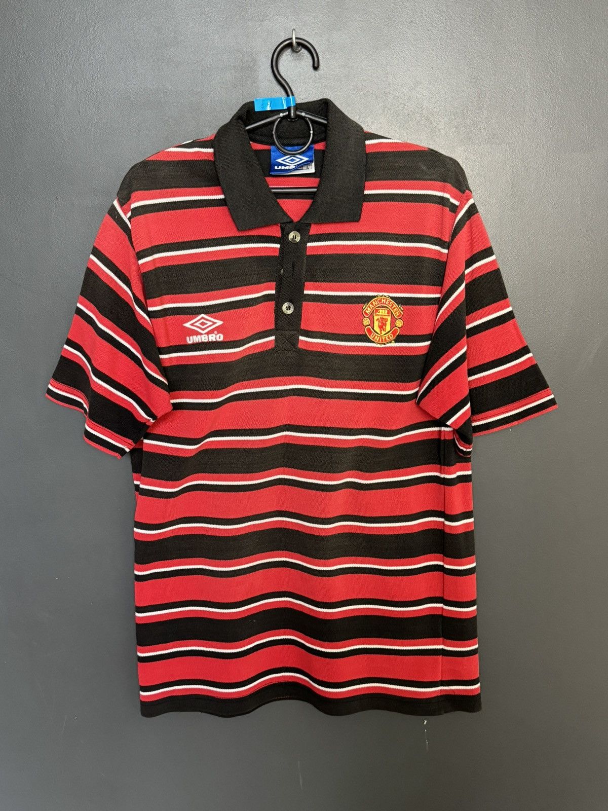 Umbro Vintage 1990’s Manchester United Training Football T-Shirt Size US S / EU 44-46 / 1 - 1 Thumbnail