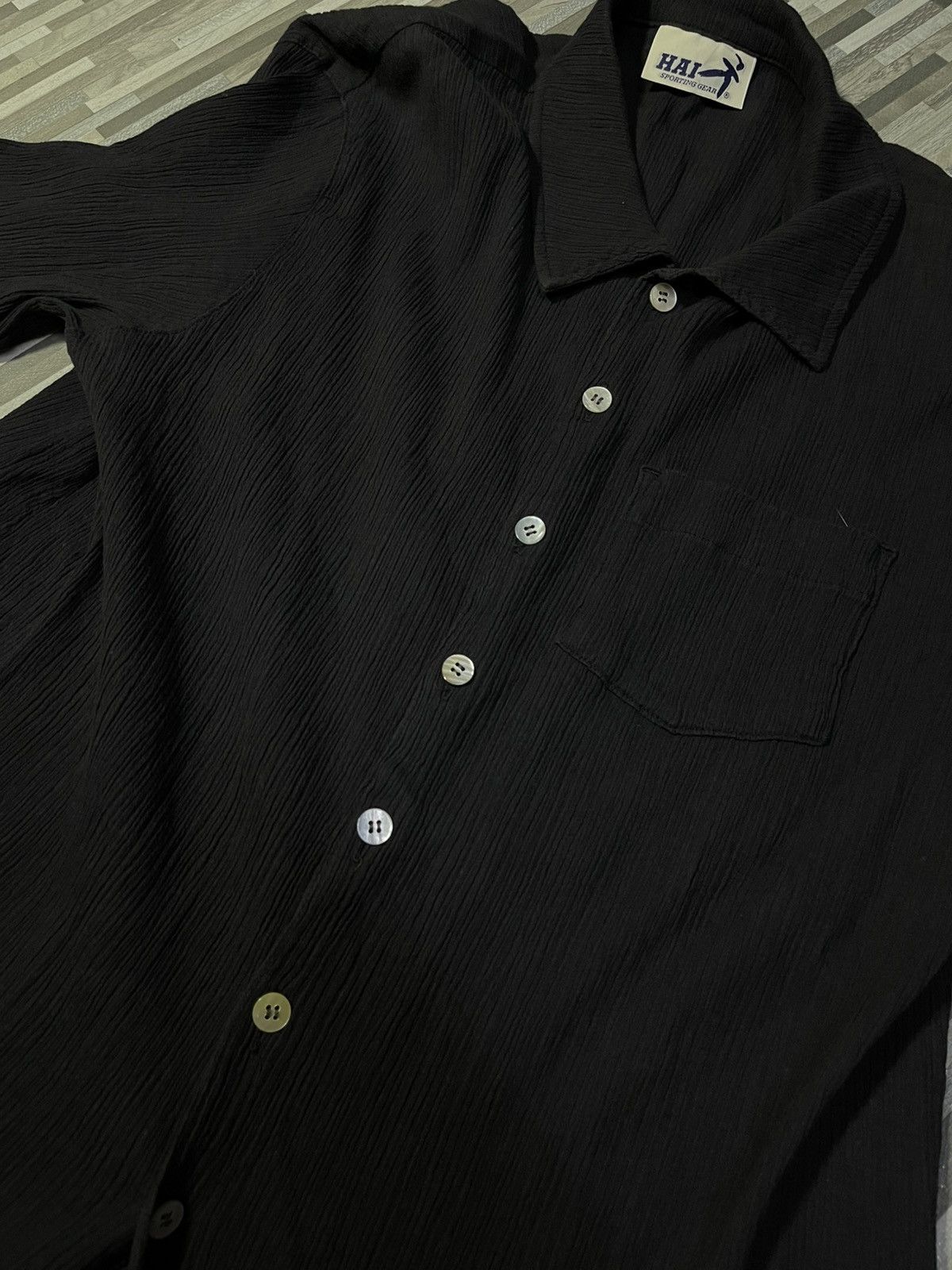 Hai Sporting Gear × Issey Miyake Vintage Hai Sporting Gear By Issey Miyake Pleated Shirt Size US M / EU 48-50 / 2 - 3 Thumbnail