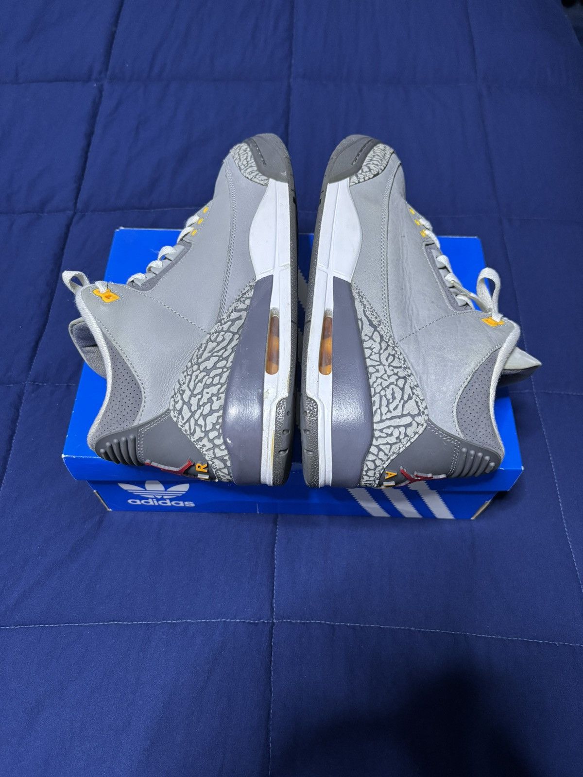 Jordan Brand Jordan 3 Retro Cool Grey 2021 Size 10.5 Size US 10.5 / EU 43-44 - 3 Thumbnail