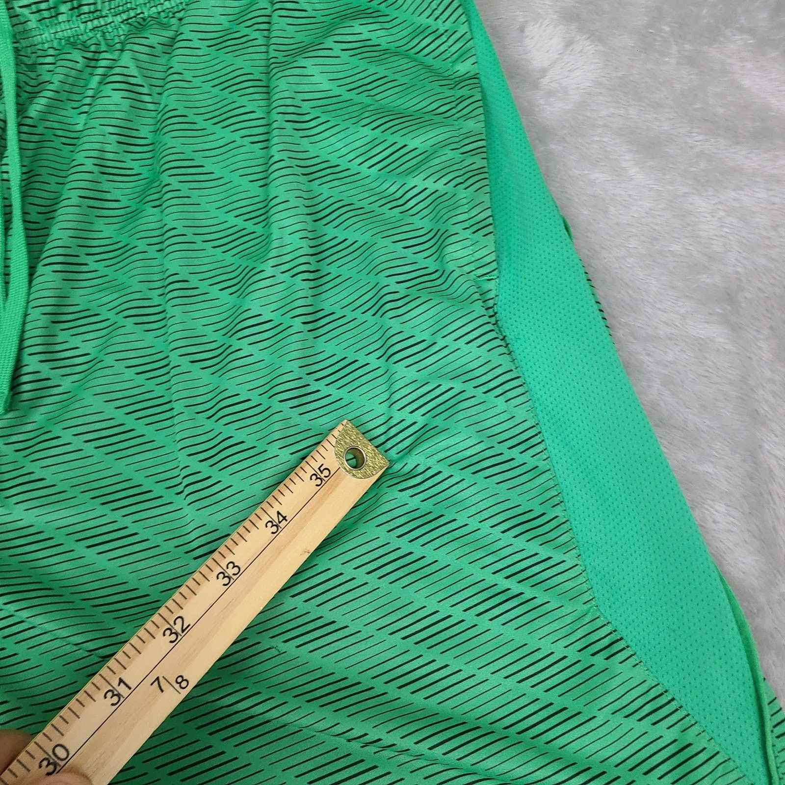 Nike Nike Basketball Shorts Green Dri-Fit Shorts Size X-Large Size US 38 / EU 54 - 6 Thumbnail