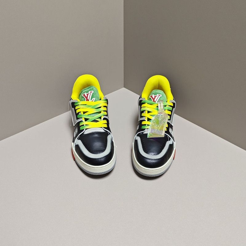 Louis Vuitton Louis Vuitton Bright Color Low-Top Trainers for Men -2508 Size US 9.5 / EU 42-43 - 2 Thumbnail