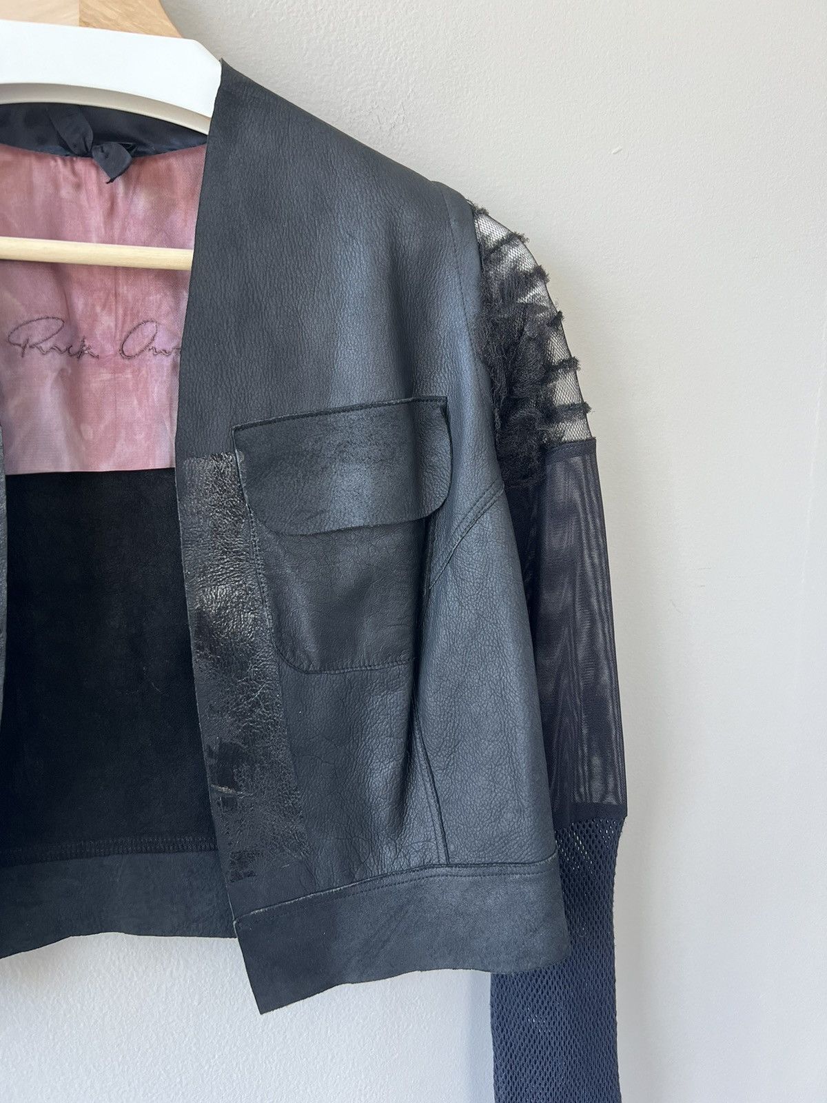 Rick Owens 1990s Hollywood-Era Cropped Leather Mesh-Sleeve Jacket Size M / US 6-8 / IT 42-44 - 2 Thumbnail