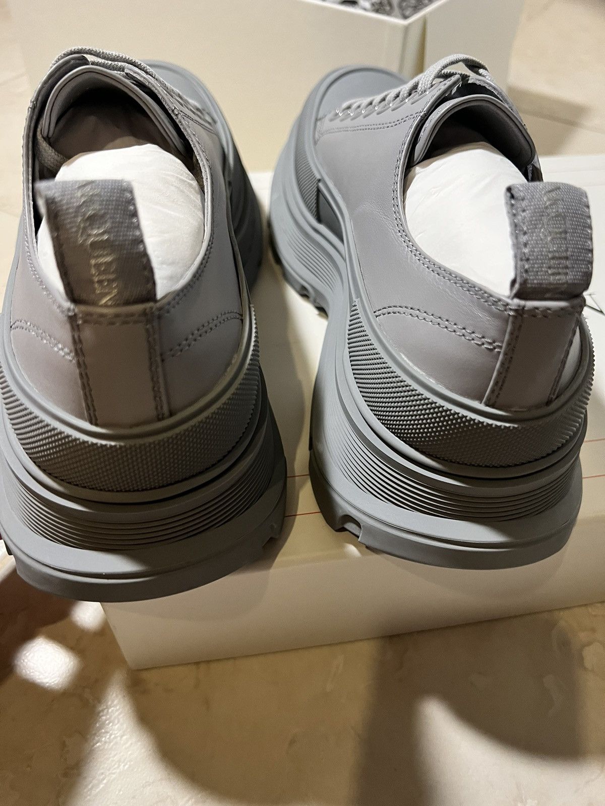 Alexander McQueen McQueen Tread Slick Low Top Sneakers Size US 8 / EU 41 - 17 Thumbnail