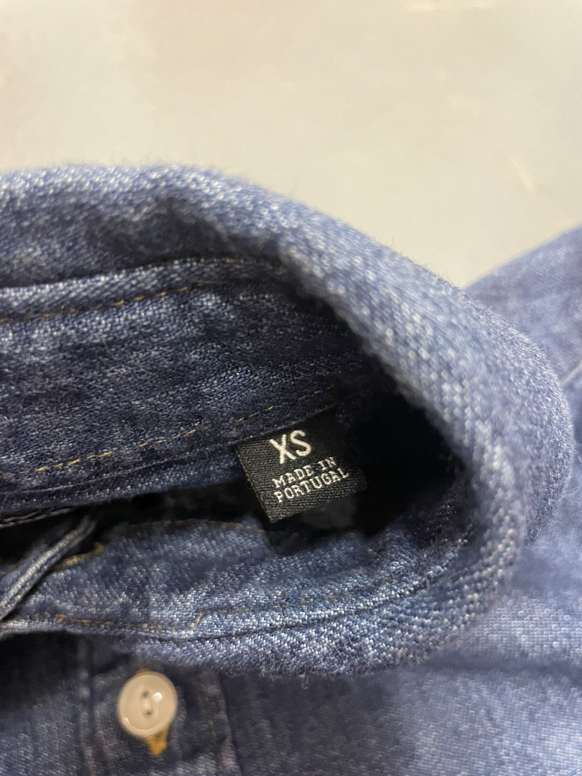 Todd Snyder Albiate Denim Button Up Shirt Spread Collar Medium Wash Size US XS / EU 42 / 0 - 4 Thumbnail