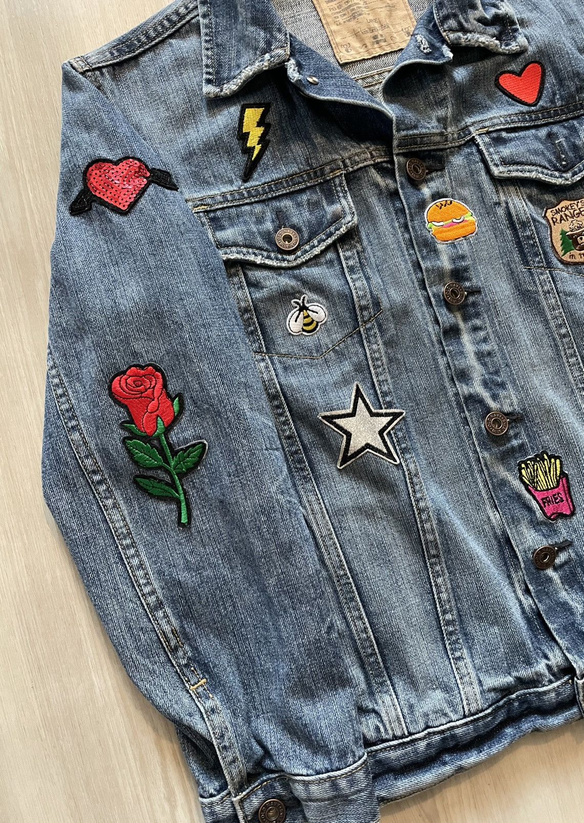 Old Navy VTG Y2K 06 Old Navy Denim Trucker W/ Y2K Patch Collection Size L / US 10 / IT 46 - 3 Thumbnail