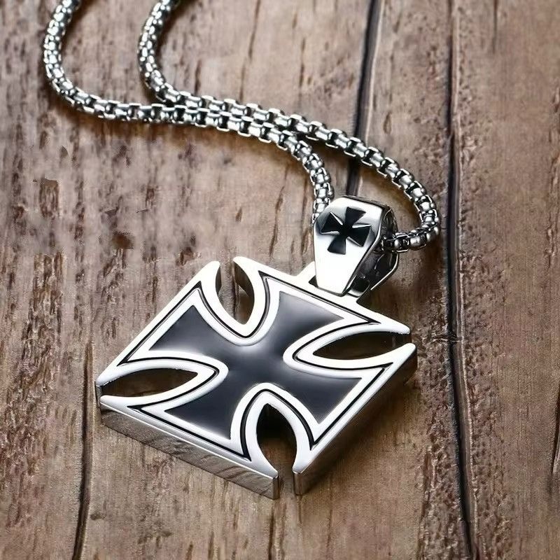 Jewelry Gothic Punk Cross Pendant Chain Necklace Size ONE SIZE - 4 Thumbnail