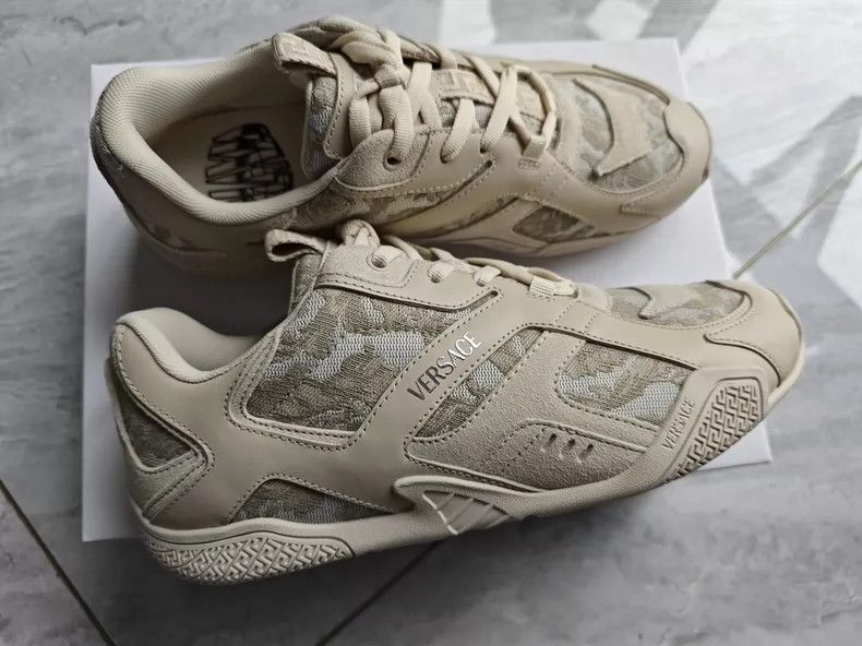 Versace Versace Men's sneakers Size US 8 / EU 41 - 4 Thumbnail