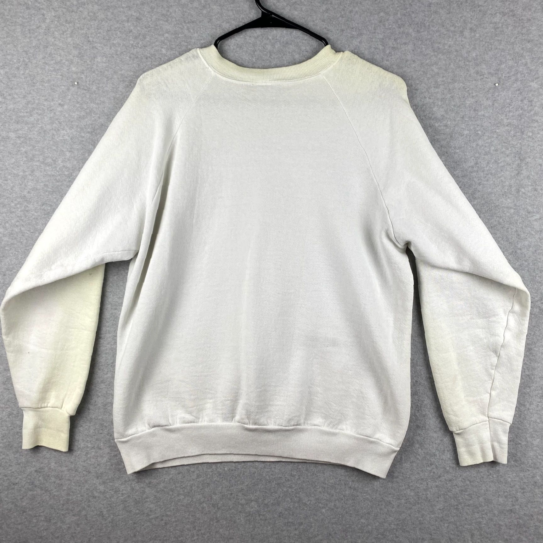 Fruit Of The Loom Fruit Of The Loom Sweater Mens Large White Dont Worry Be Happy USA Made Size US L / EU 52-54 / 3 - 6 Thumbnail