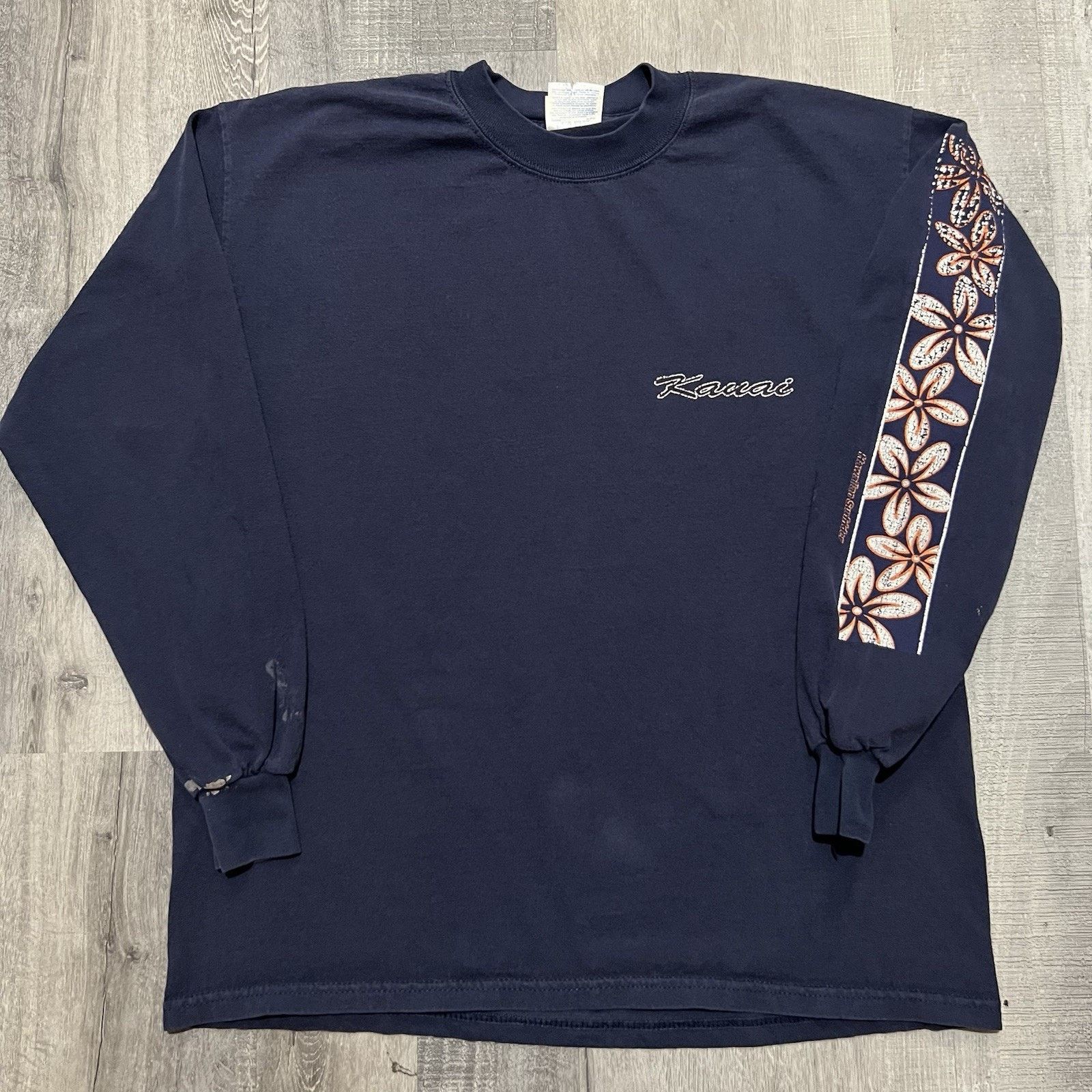 Gildan VTG Kauai Hawaiian Surfrider T Shirt Floral Surf T Shirt Size US L / EU 52-54 / 3 - 1 Thumbnail