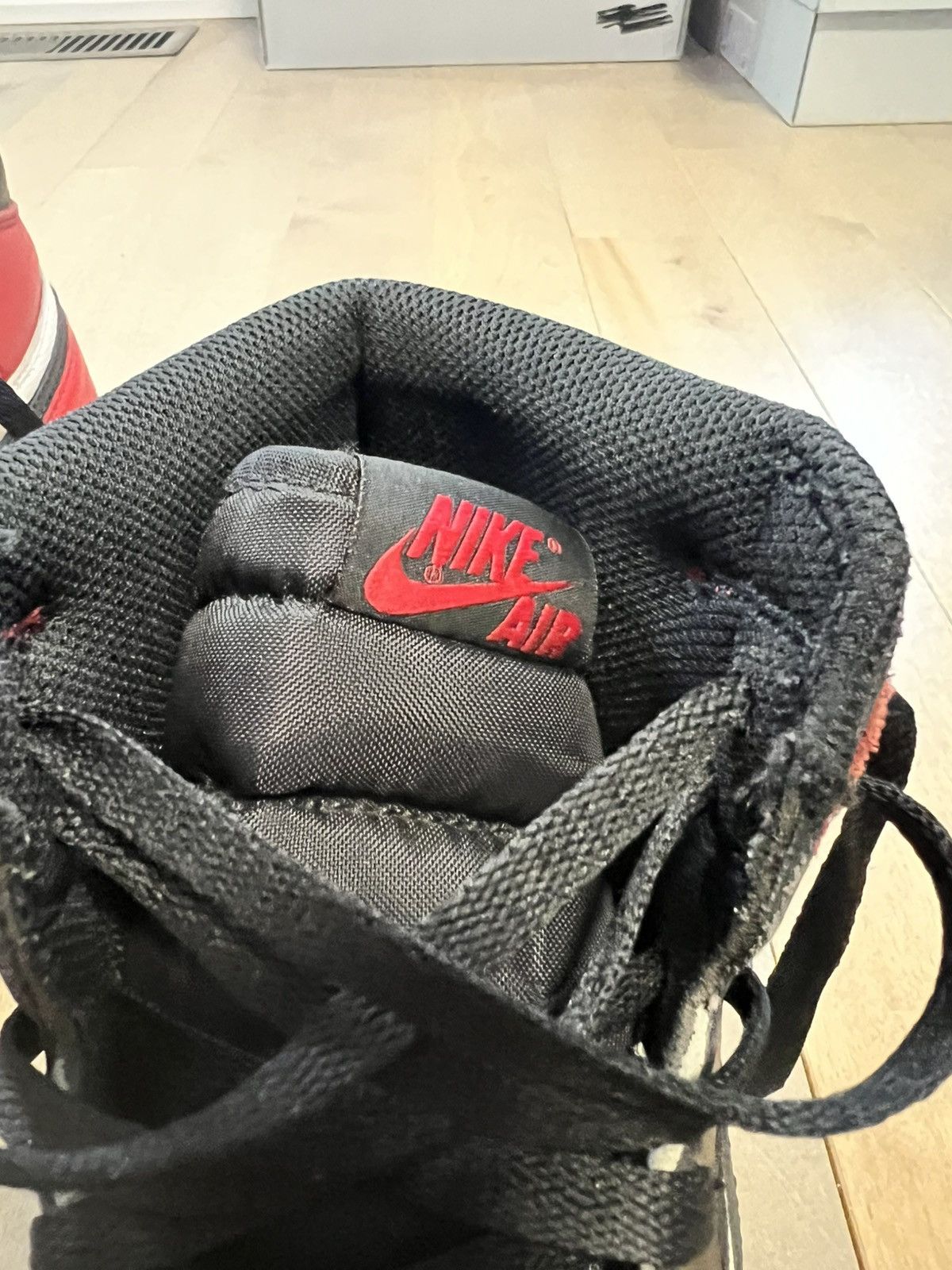 Jordan Brand × Nike Air Jordan 1 Bred Toe Size US 10 / EU 43 - 12 Thumbnail