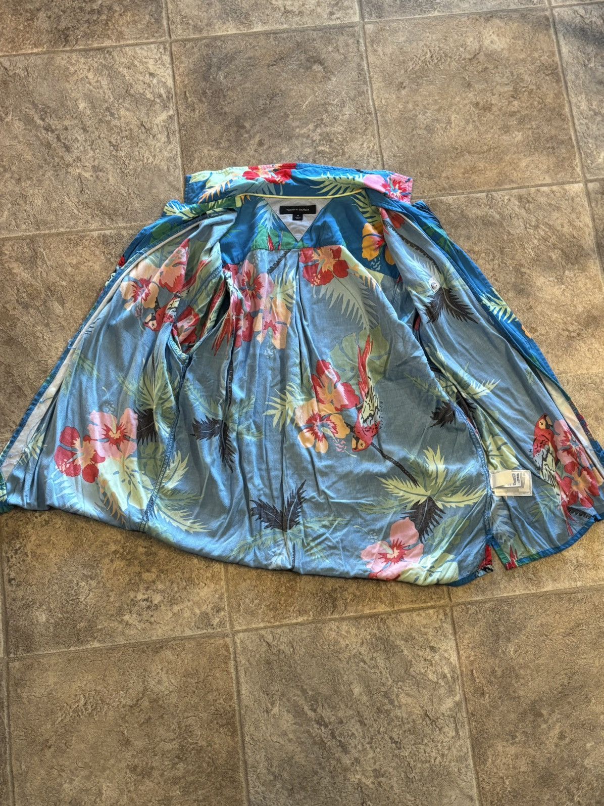 Tommy Hilfiger Tommy Hilfiger Short Sleeve Button-Up Hawaiian Shirt Size US M / EU 48-50 / 2 - 7 Thumbnail