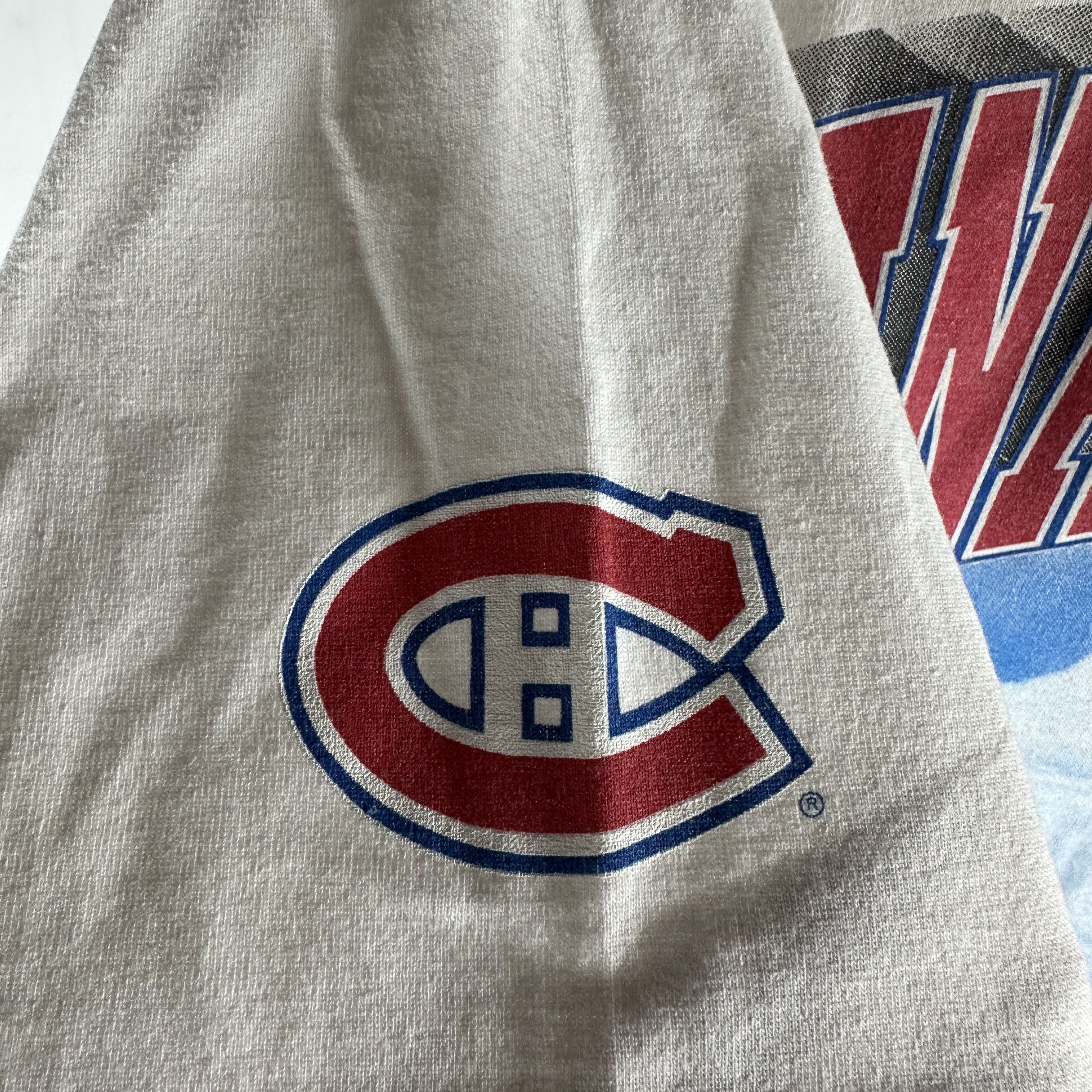 Vintage ​​90s Montreal Canadiens Bulletin Athletic NHL AOP T-shirt Size US XL / EU 56 / 4 - 7 Thumbnail