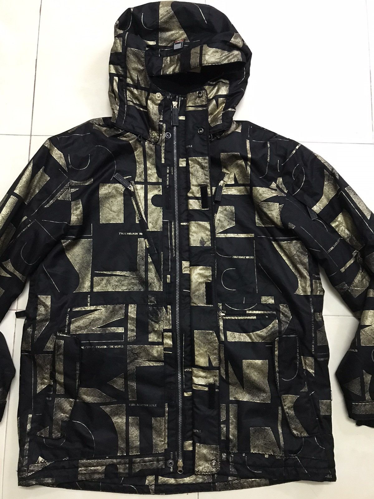 Fubu × Sports Specialties SNOWBOARDING JACKET BLACK GOLD FUBU Size US XL / EU 56 / 4 - 3 Thumbnail