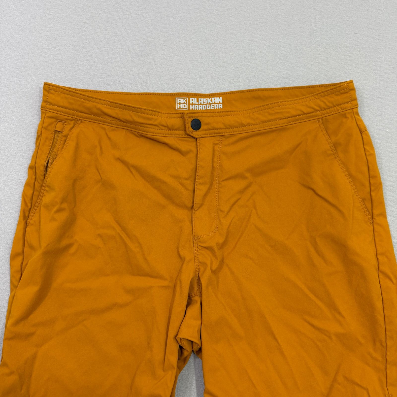 Duluth Trading Company Alaskan Hardgear Free Rein Shorts Men's 38 Orange 10" Inseam Size US 38 / EU 54 - 2 Thumbnail