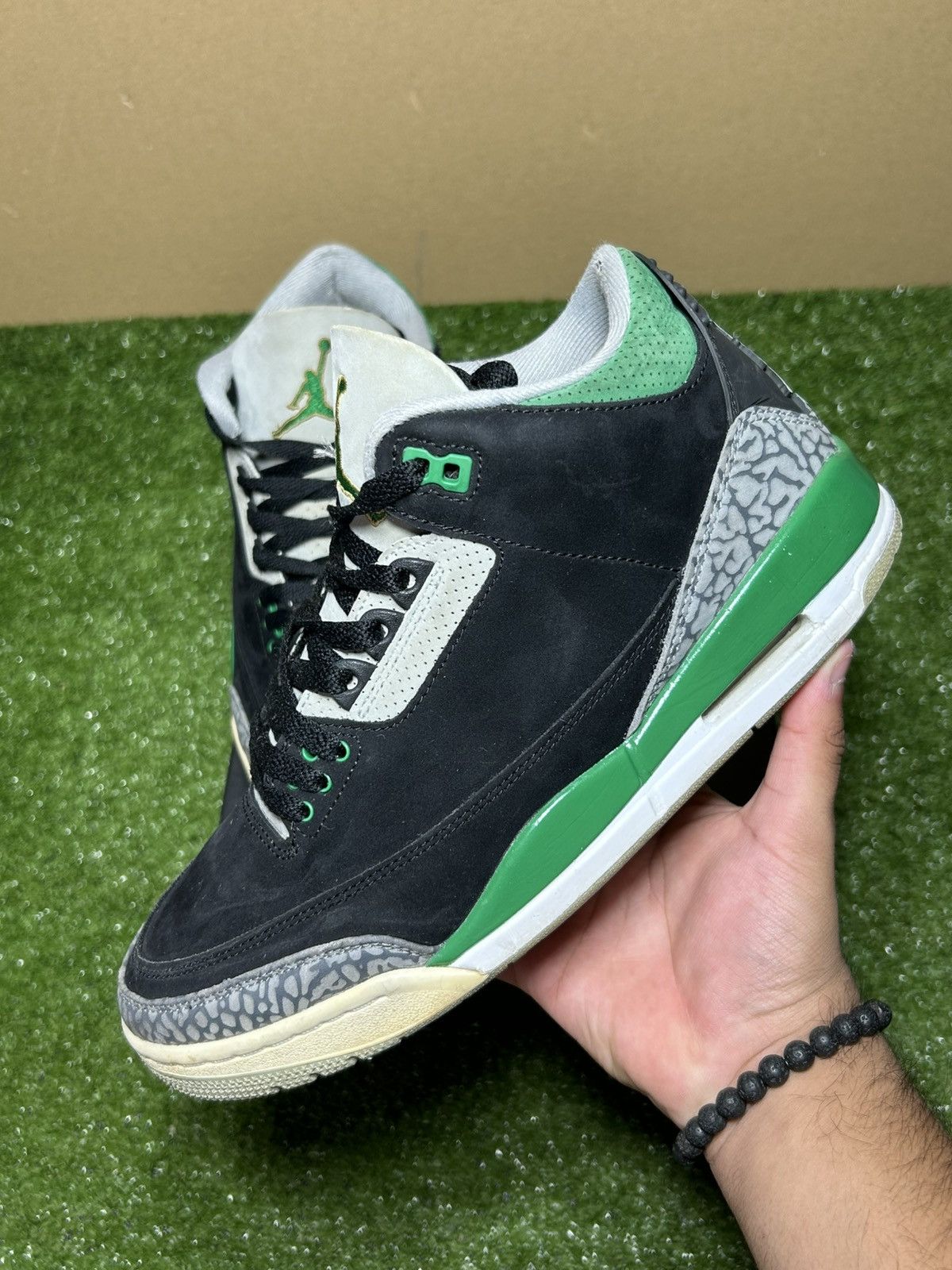 Jordan Brand Jordan 3 Pine Green Size US 8.5 / EU 41-42 - 2 Thumbnail