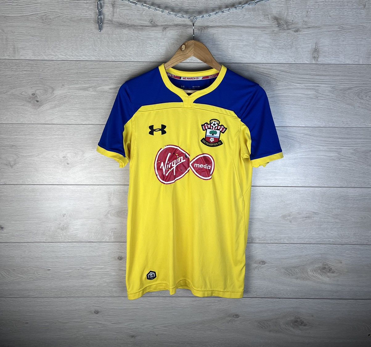 Under Armour Men’s soccer jersey Under Armour size S Southampton Fc Size US S / EU 44-46 / 1 - 1 Thumbnail