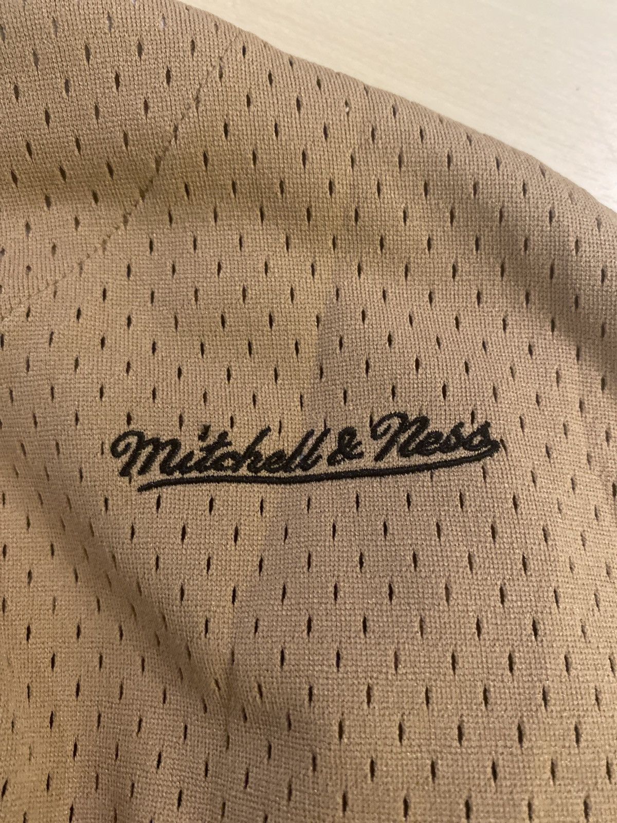 Mitchell & Ness Mitchell & Ness baseball mesh tee shirt short sleeve button Size US L / EU 52-54 / 3 - 4 Thumbnail