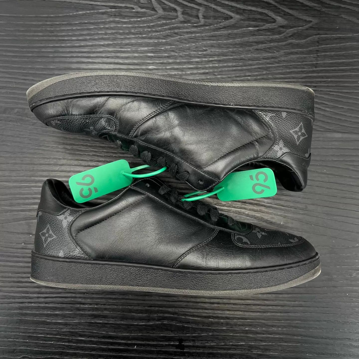 Louis Vuitton LV Rivoli Black Monogram Sneaker US8/EU42 Size US 9 / EU 42 - 3 Thumbnail