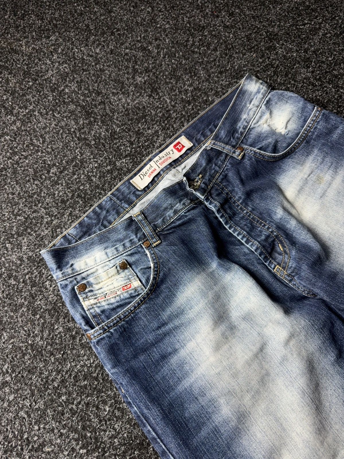 Diesel 90s Diesel Industry Zip Back Pocket Jeans Made in Italy Y2K Size US 33 - 9 Thumbnail