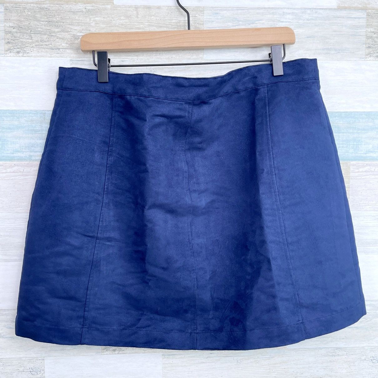 Old Navy Old Navy Faux Suede Snap Button Skirt Blue High Waist 14 Size 36" / US 14 / IT 50 - 3 Thumbnail