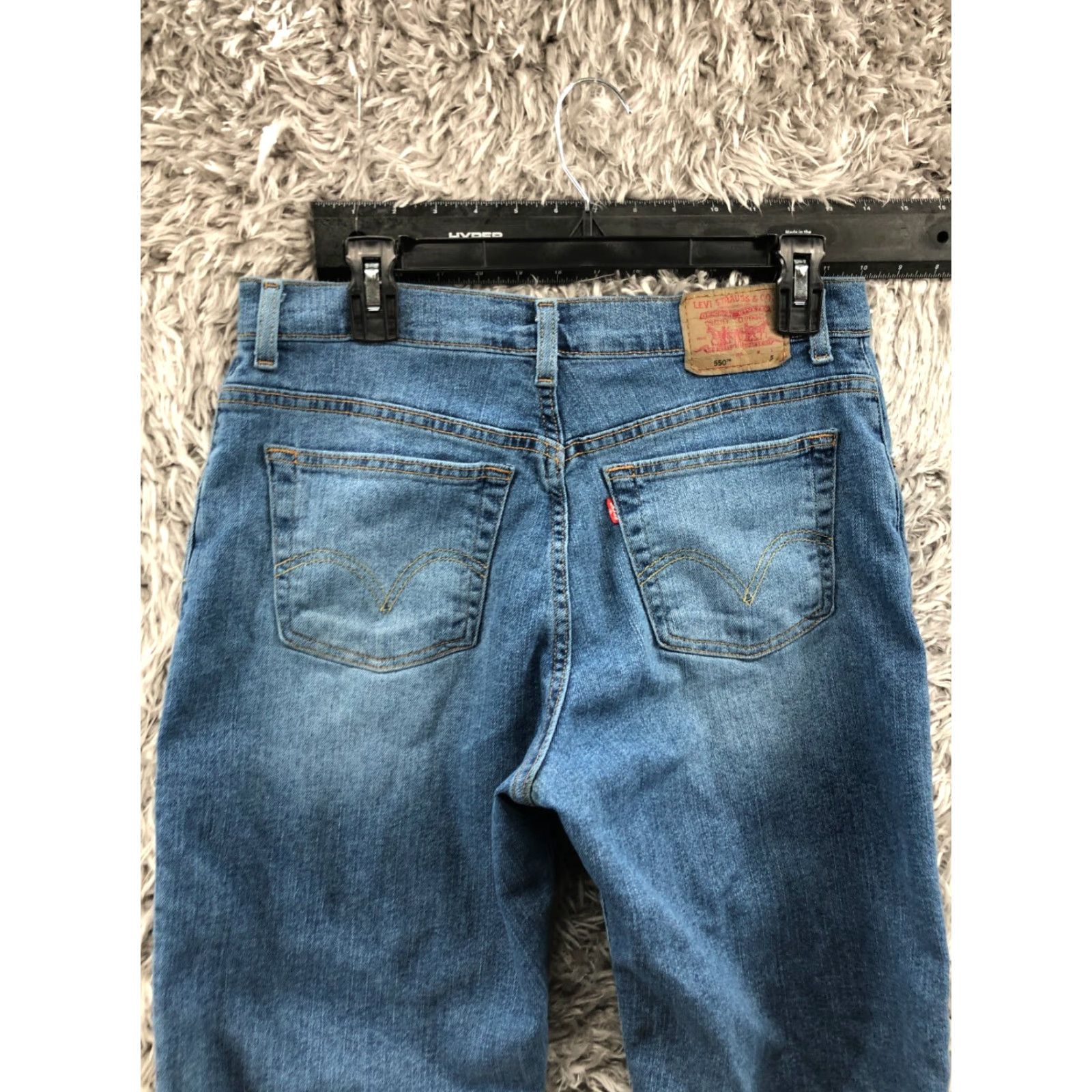 Levi's Levi's 550 Jeans Waist 32 Inseam 29 Regular Size 12 Womens Medium Wash Blue Relaxed Tapered Denim Size 34" / US 12 / IT 48 - 7 Thumbnail