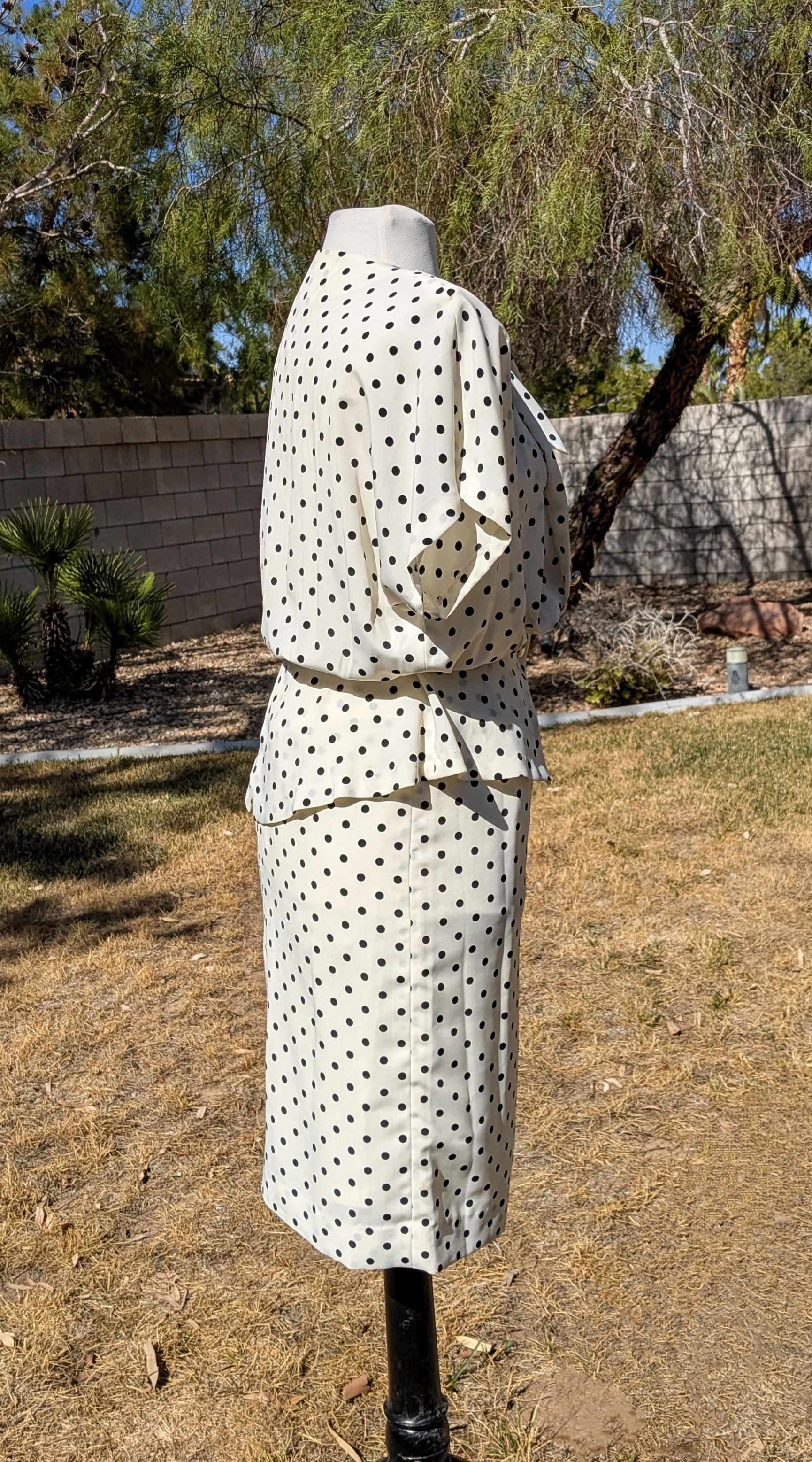 Vintage 1980 Original Fashion Retro Polka Dot 2pc Blouse & Skirt Set Size M / US 6-8 / IT 42-44 - 3 Thumbnail