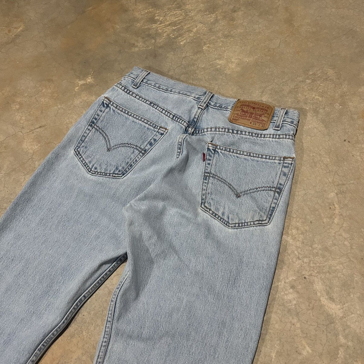Levi's × Vintage Essential Vintage 90s Levi’s 505 Light Wash Jeans Size US 31 - 3 Thumbnail