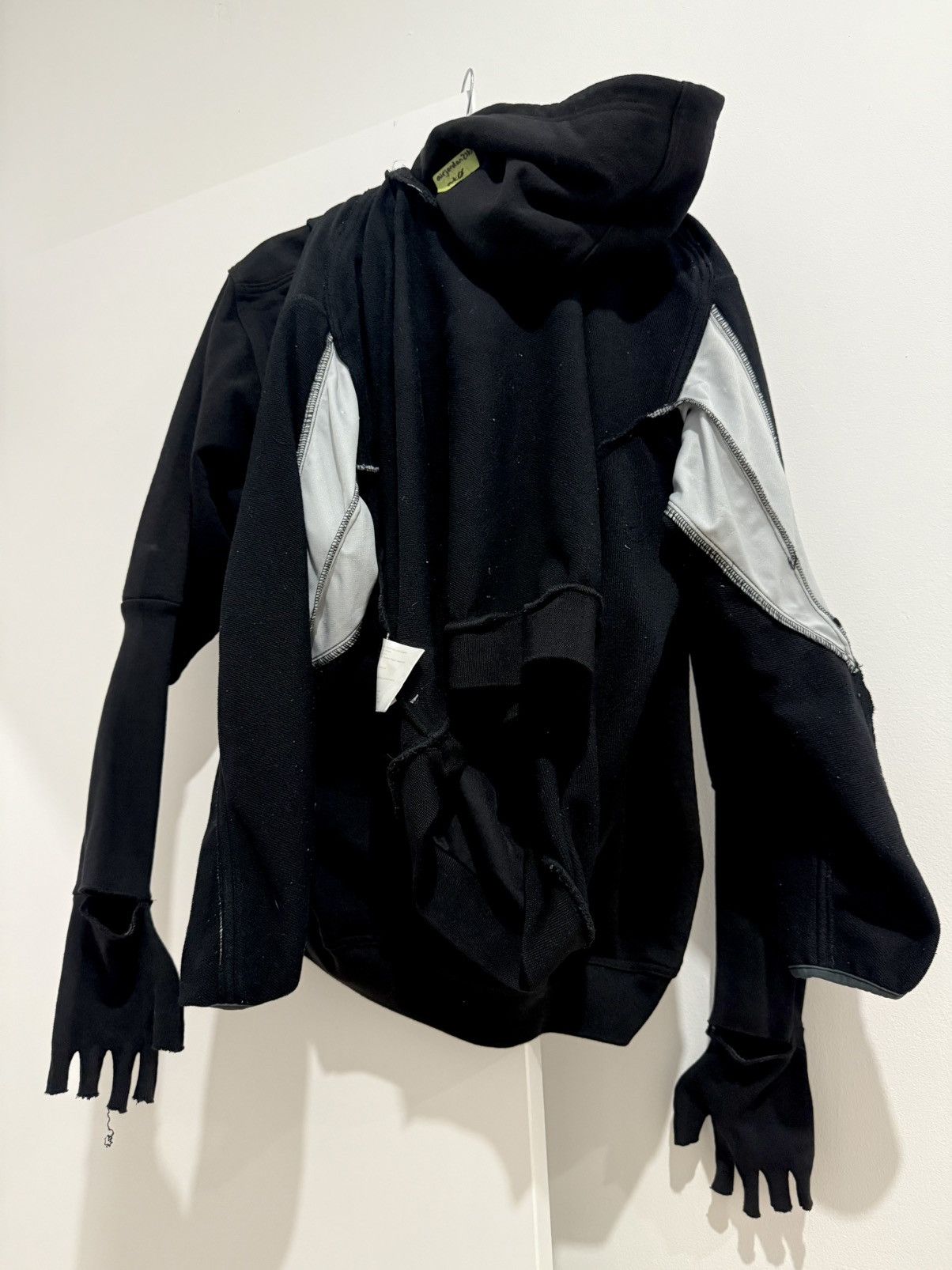 Prototypes RARE 1 of 1 PROTOTYPES Glove Hoodie hard proto-types balenci Size US L / EU 52-54 / 3 - 11 Thumbnail