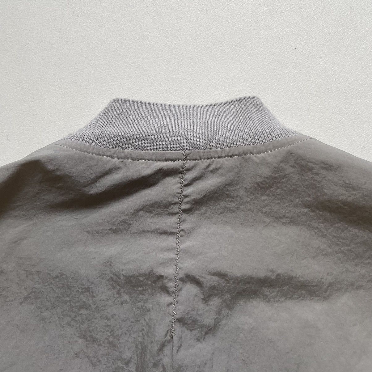 Haider Ackermann Grey Nylon Cropped Bomber Jacket Size US S / EU 44-46 / 1 - 18 Thumbnail
