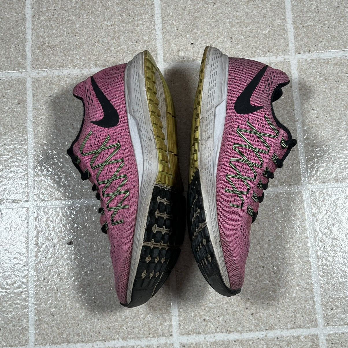 Nike Nike Womens Air Zoom Pegasus 32 Pink Running Shoes Sneakers Size US 5.5 / EU 38 - 7 Thumbnail