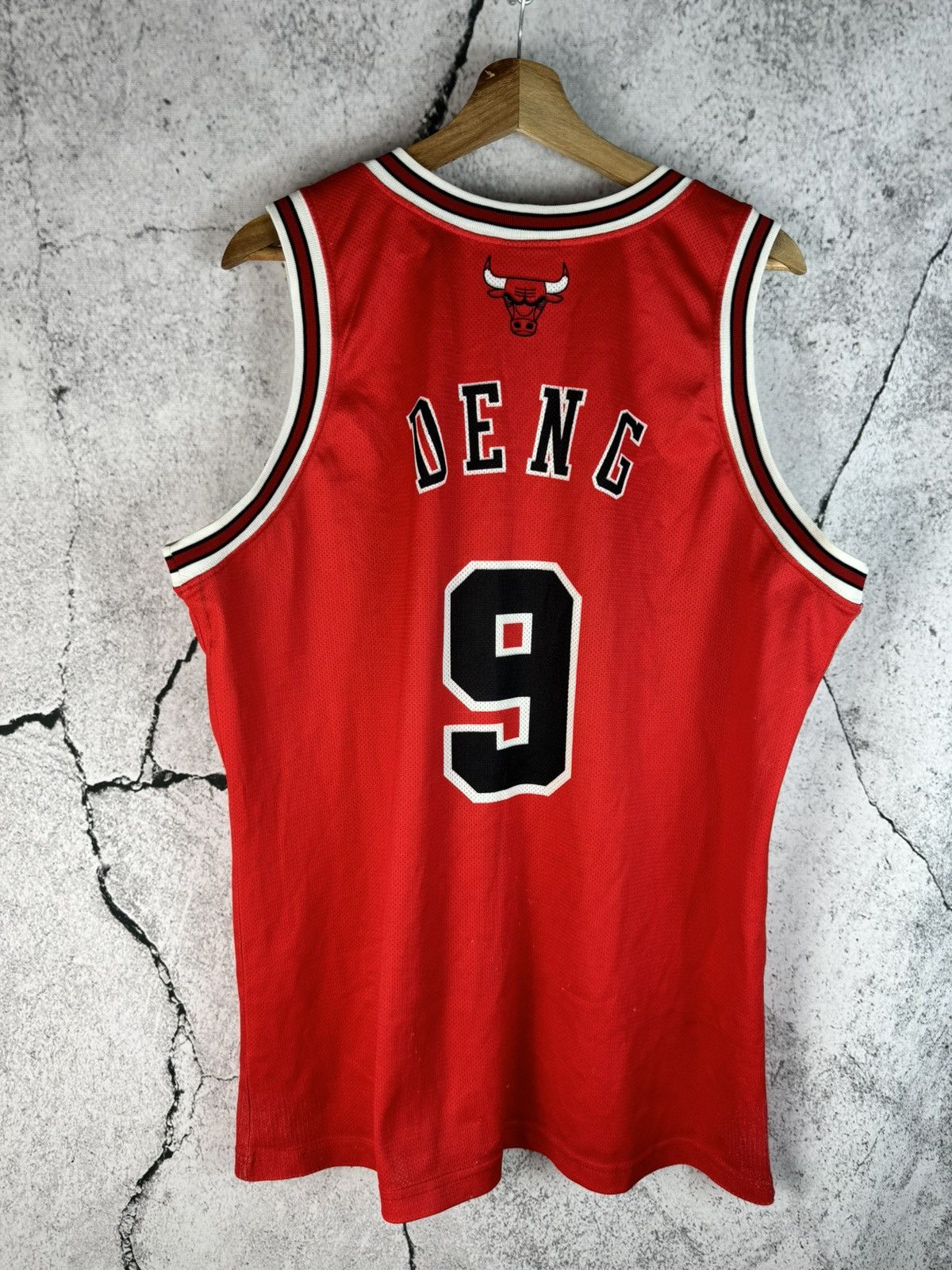 NBA Luol Deng Vintage Jersey Chicago Bulls champion Size US XL / EU 56 / 4 - 1 Thumbnail