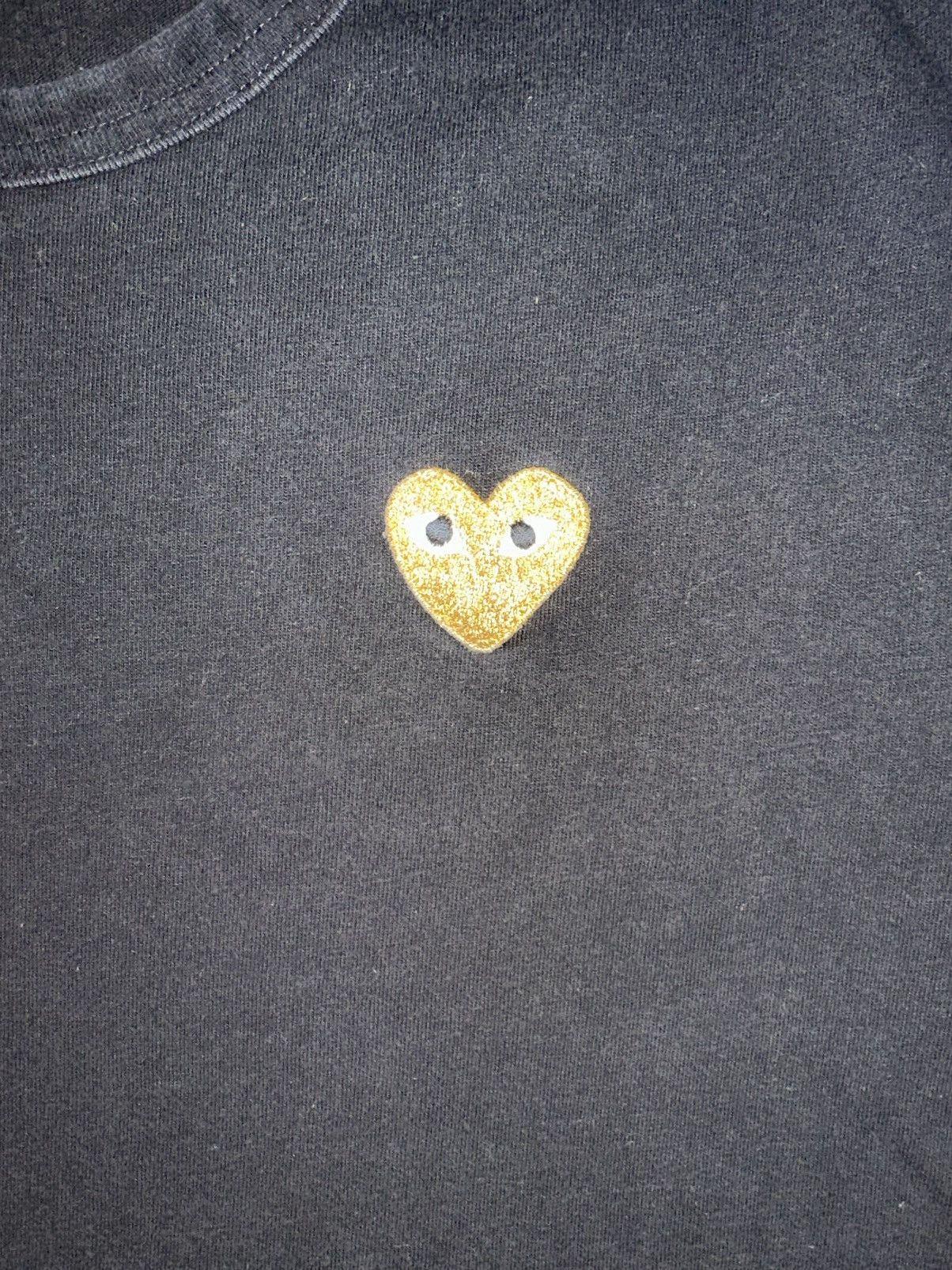 Comme des Garcons Comme des Garçons PLAY Embroidered Heart Patch Tee-Size Med Size US M / EU 48-50 / 2 - 2 Thumbnail