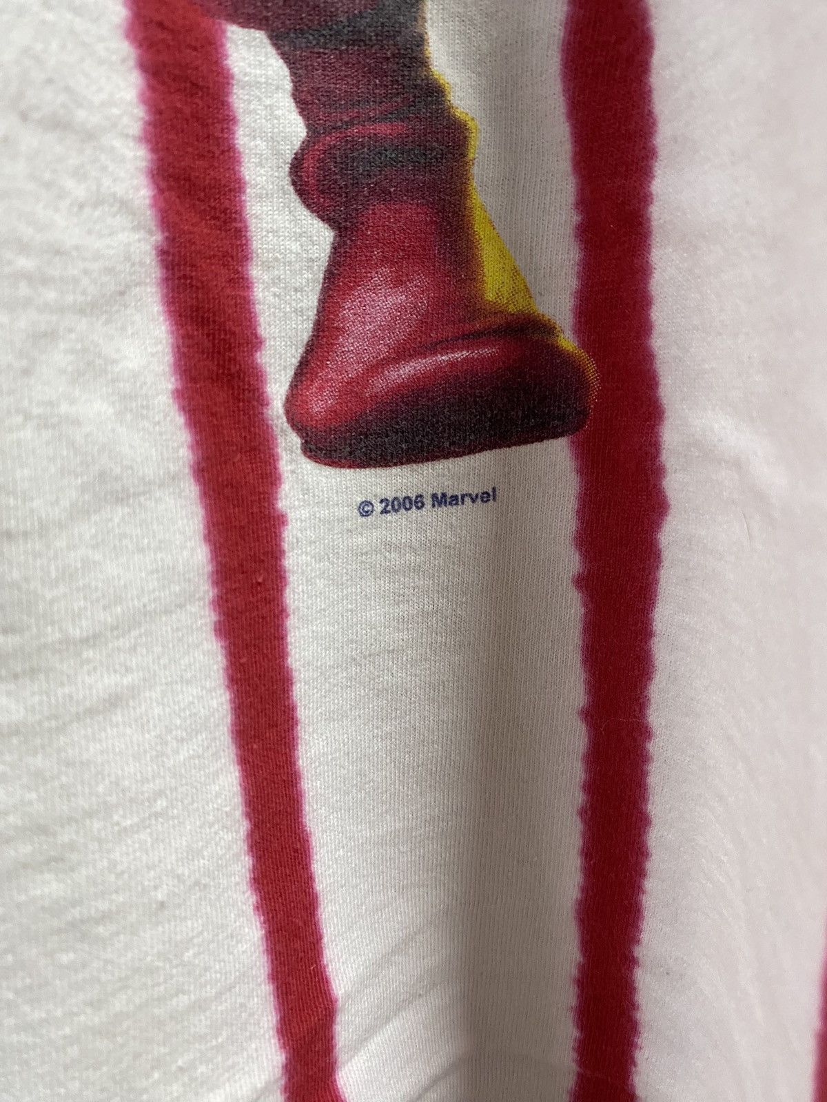 Vintage Vintage 00’ Captain America Movie Tee Shirt XLarge Size US XL / EU 56 / 4 - 3 Thumbnail
