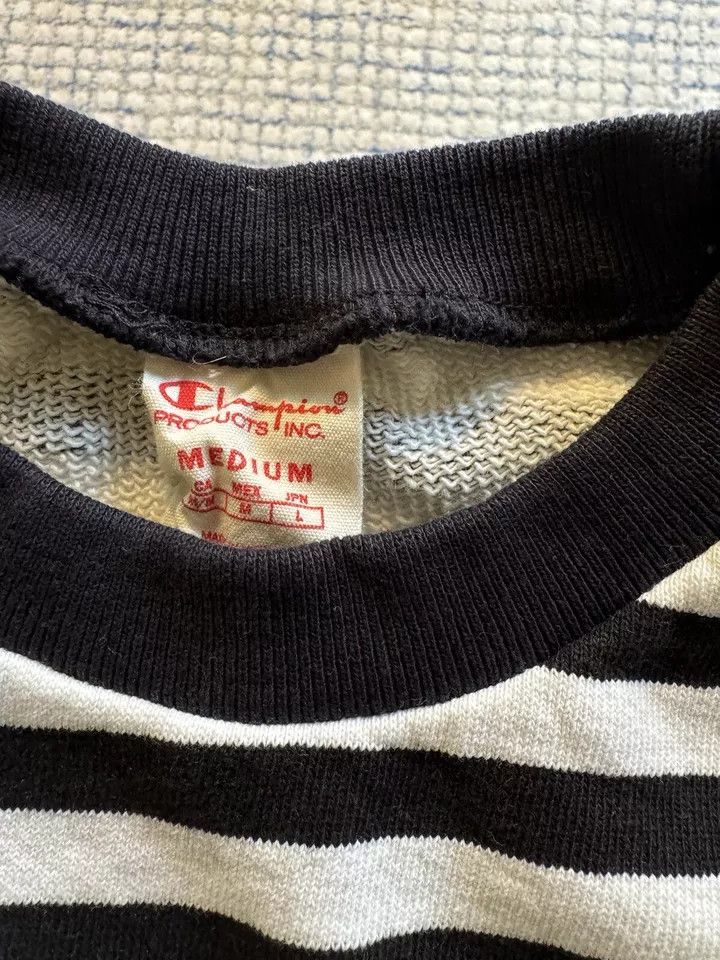 Champion Champion Europe black and white striped sweatshirt new Size US M / EU 48-50 / 2 - 3 Thumbnail