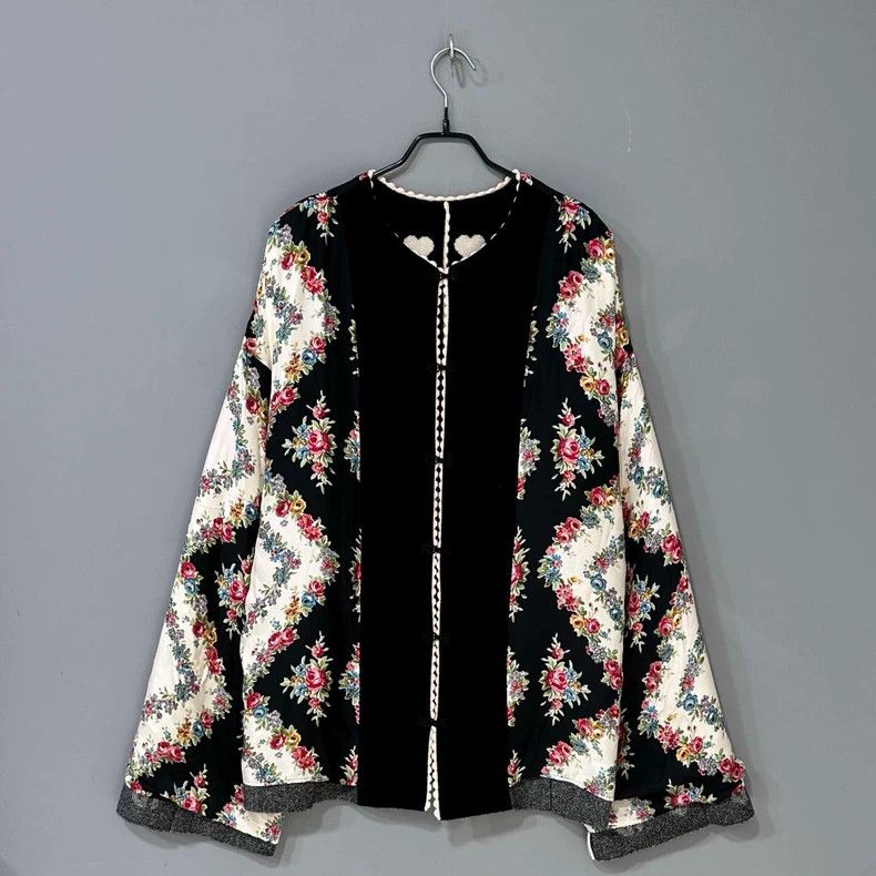 Gucci Gucci Size OS Show black and white knitted cardigan jacket Size US XS / EU 42 / 0 - 3 Thumbnail