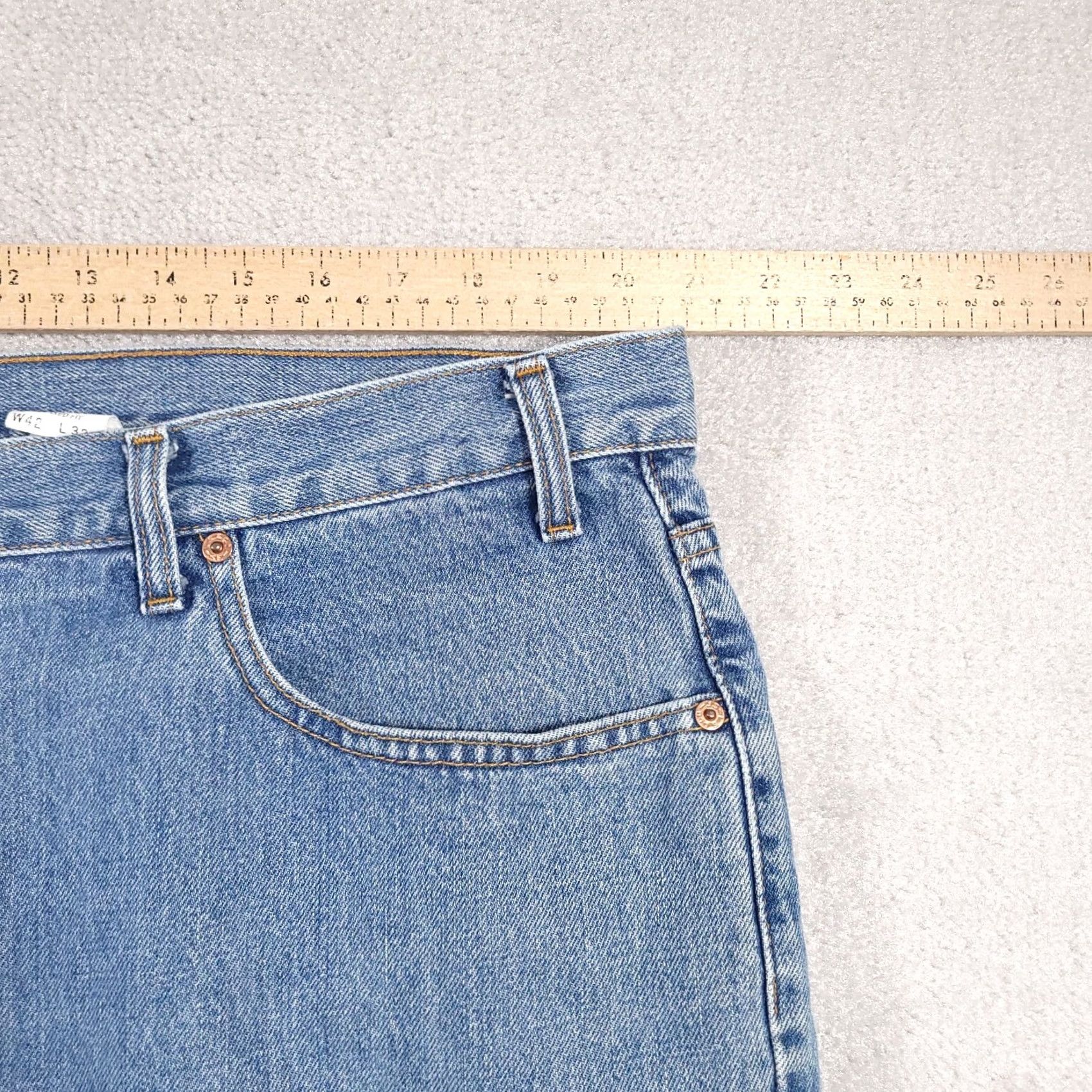 Levi's VINTAGE Levi's 550 Jeans Mens 42x32 Relaxed Fit Denim Tapered Leg Workwear Grunge 90s Vintage Blue Boys Mens Size US 42 / EU 58 - 7 Thumbnail