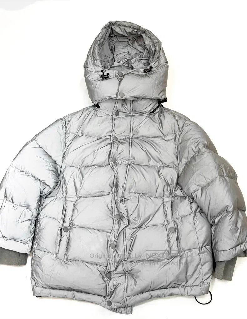 Balenciaga Balenciaga Silver Grey Down Jacket Size XS / US 0-2 / IT 36-38 - 1 Thumbnail