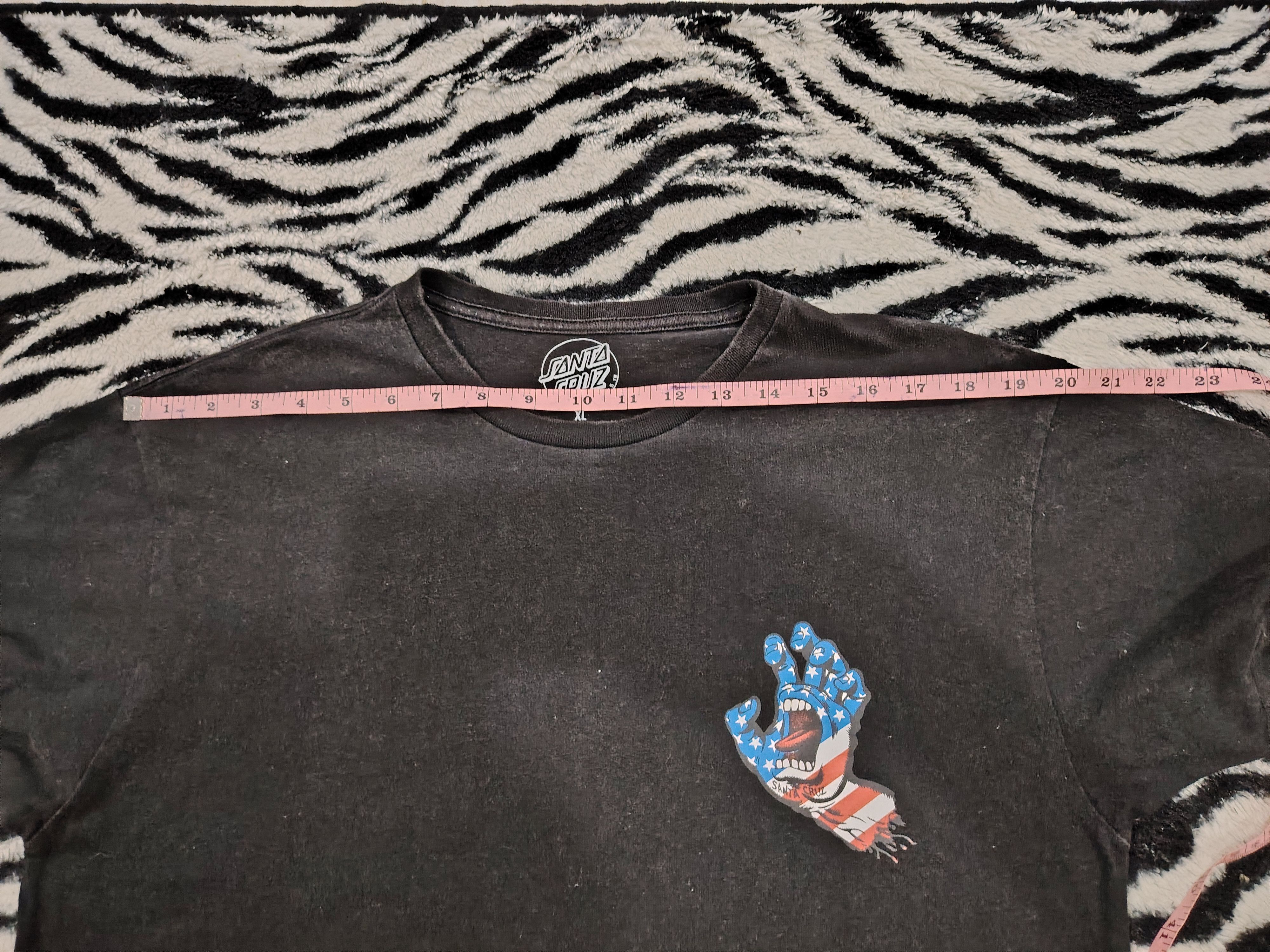 Santa Cruz Skateboards Santa Cruz Skateboards thrashed tee Size US XL / EU 56 / 4 - 11 Thumbnail