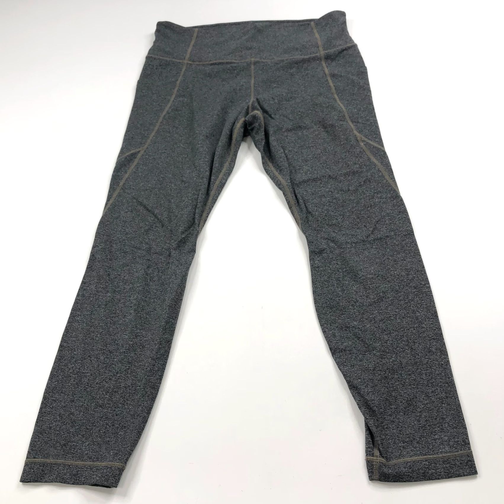 Athleta Athleta Leggings LG Salutation Stash Pocket Tight Black 32W 26L Women Activewear 198877 Limited Back Pockets N/A Size 24" / US 00 / IT 34 - 3 Thumbnail