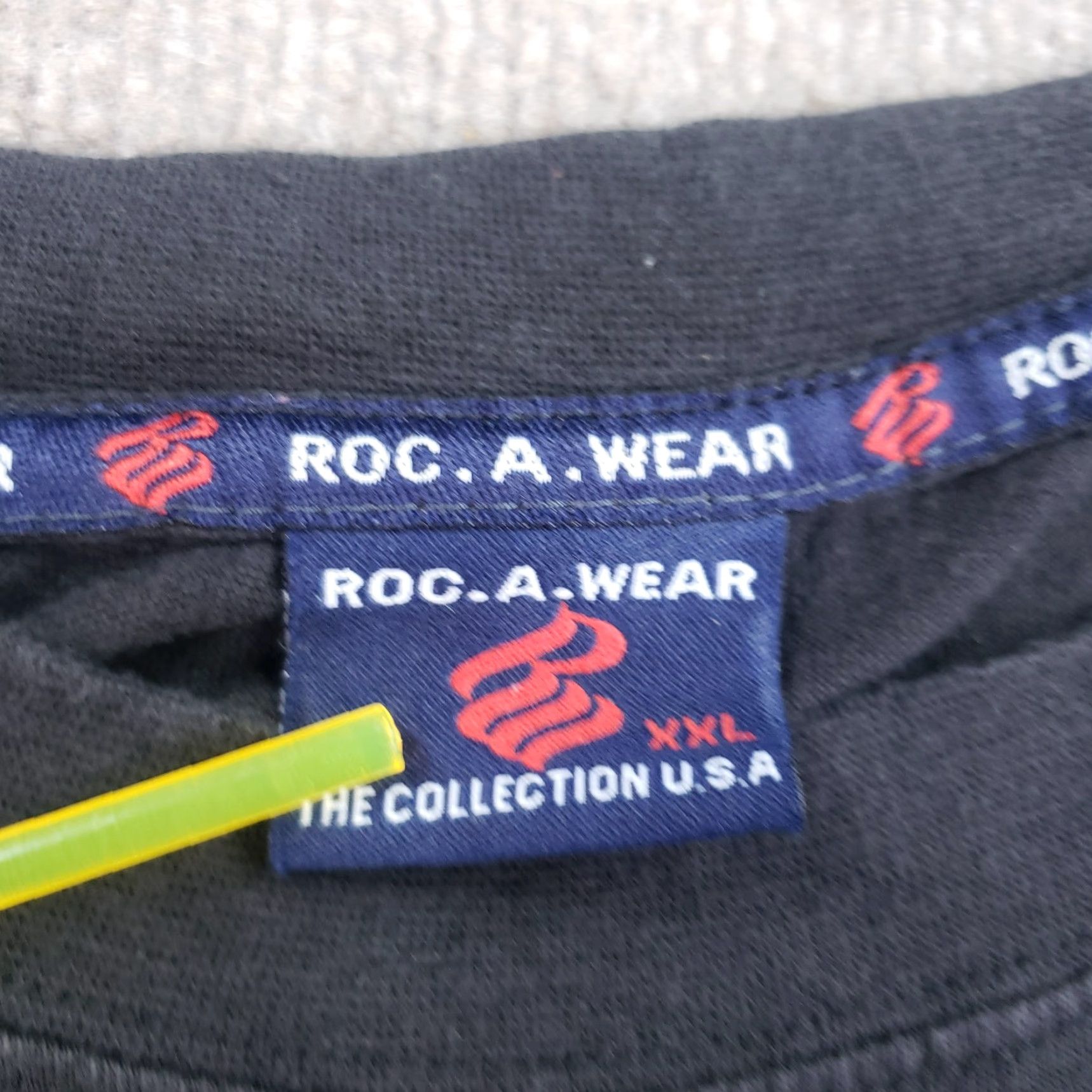 Rocawear Rocawear T-shirt Mens 2XL Black Crew Neck Short Sleeve Front Graphic Casual Size US XXL / EU 58 / 5 - 5 Thumbnail