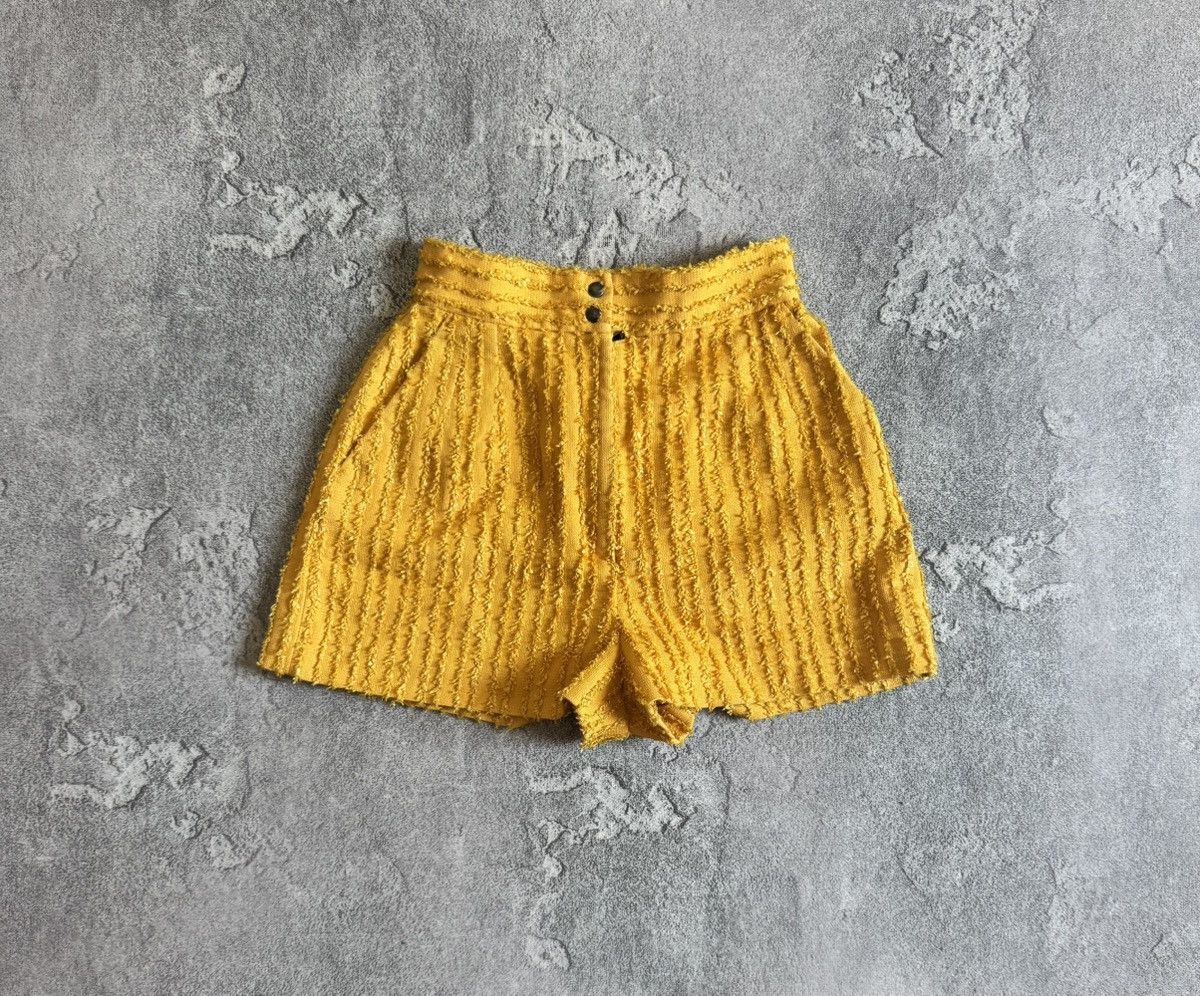 Dolce & Gabbana Dolce & Gabbana 40size fuzzy shorts 🩳 luxury Size 27" / US 4 / IT 40 - 4 Thumbnail