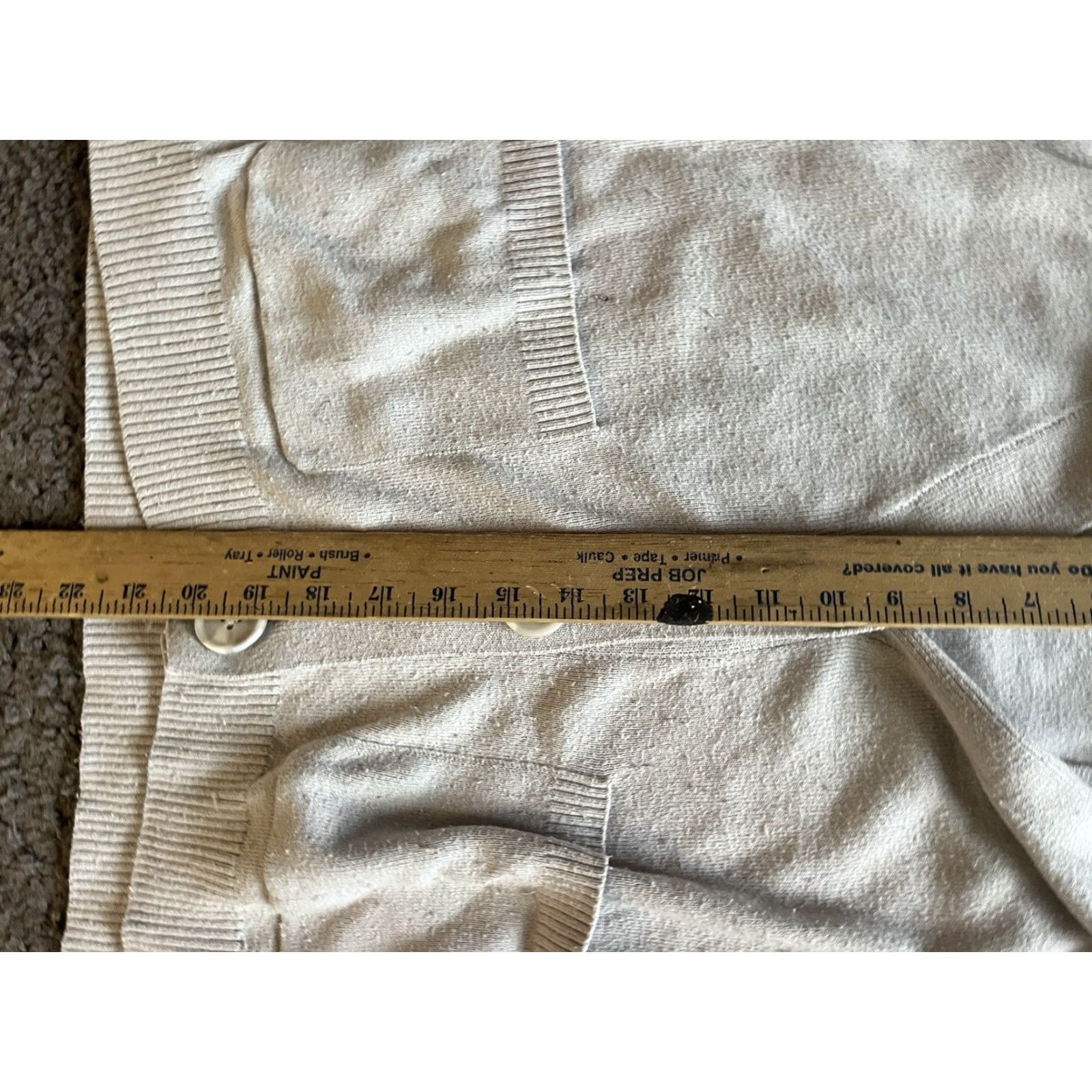 H&M H&M Womens Cardigan Sweater Size L Beige Chunky Knit Deep V-Neck Big Button Size L / US 10 / IT 46 - 5 Thumbnail