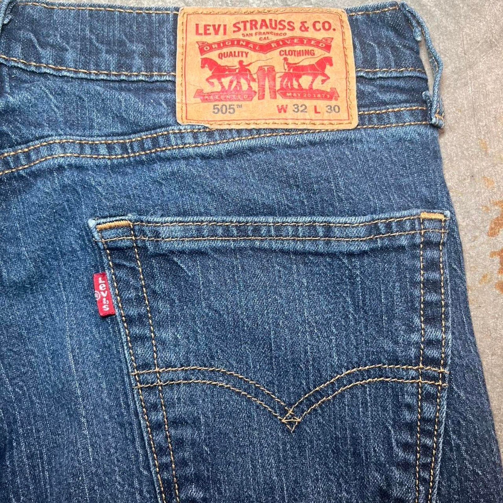 Levi's Levi’s 505 Blue Denim Regular Straight Fit Jeans Men’s Sz 32 Size US 32 / EU 48 - 2 Thumbnail